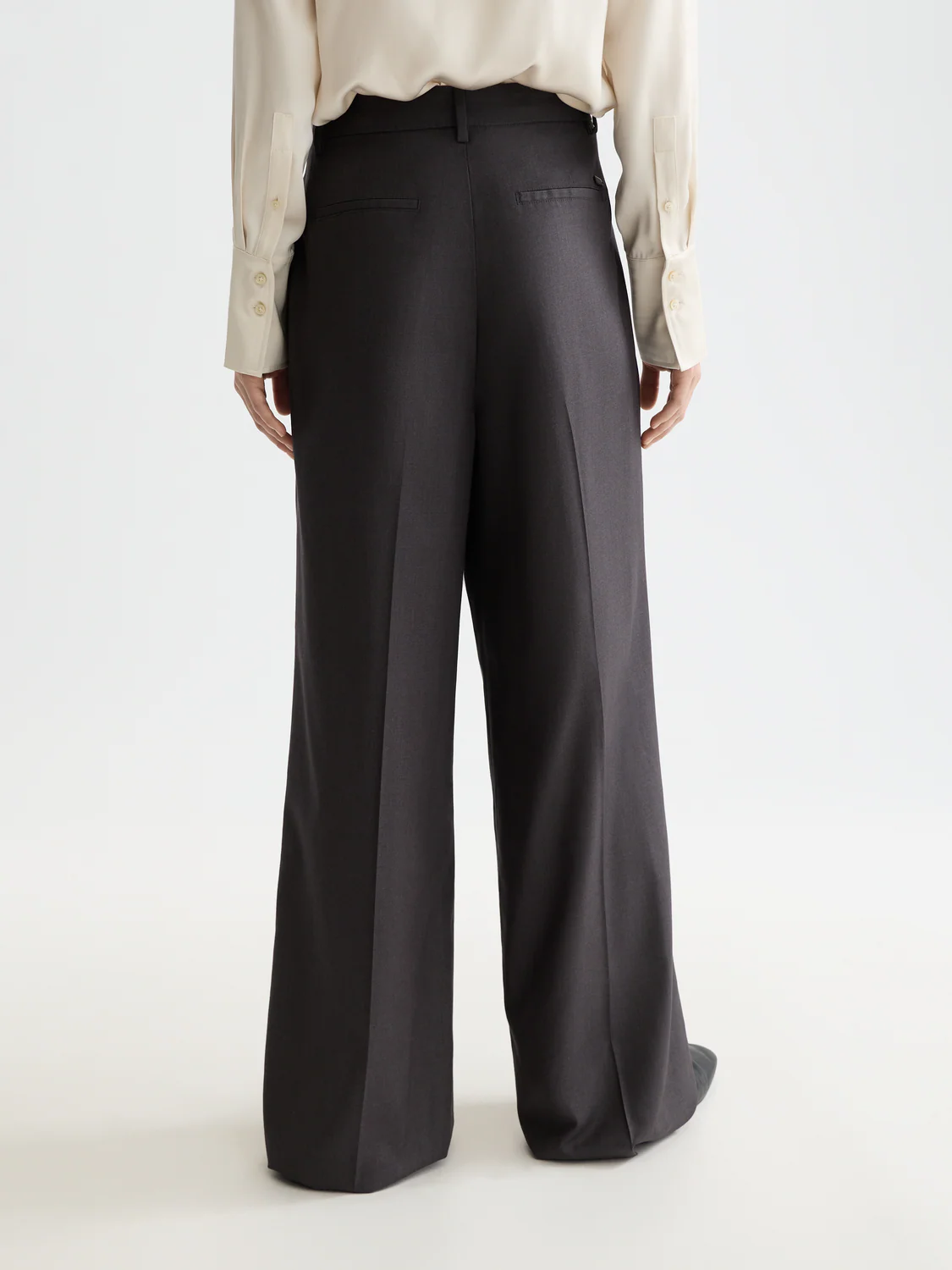 Essentials ROSE TAILORED PANT - Image 4