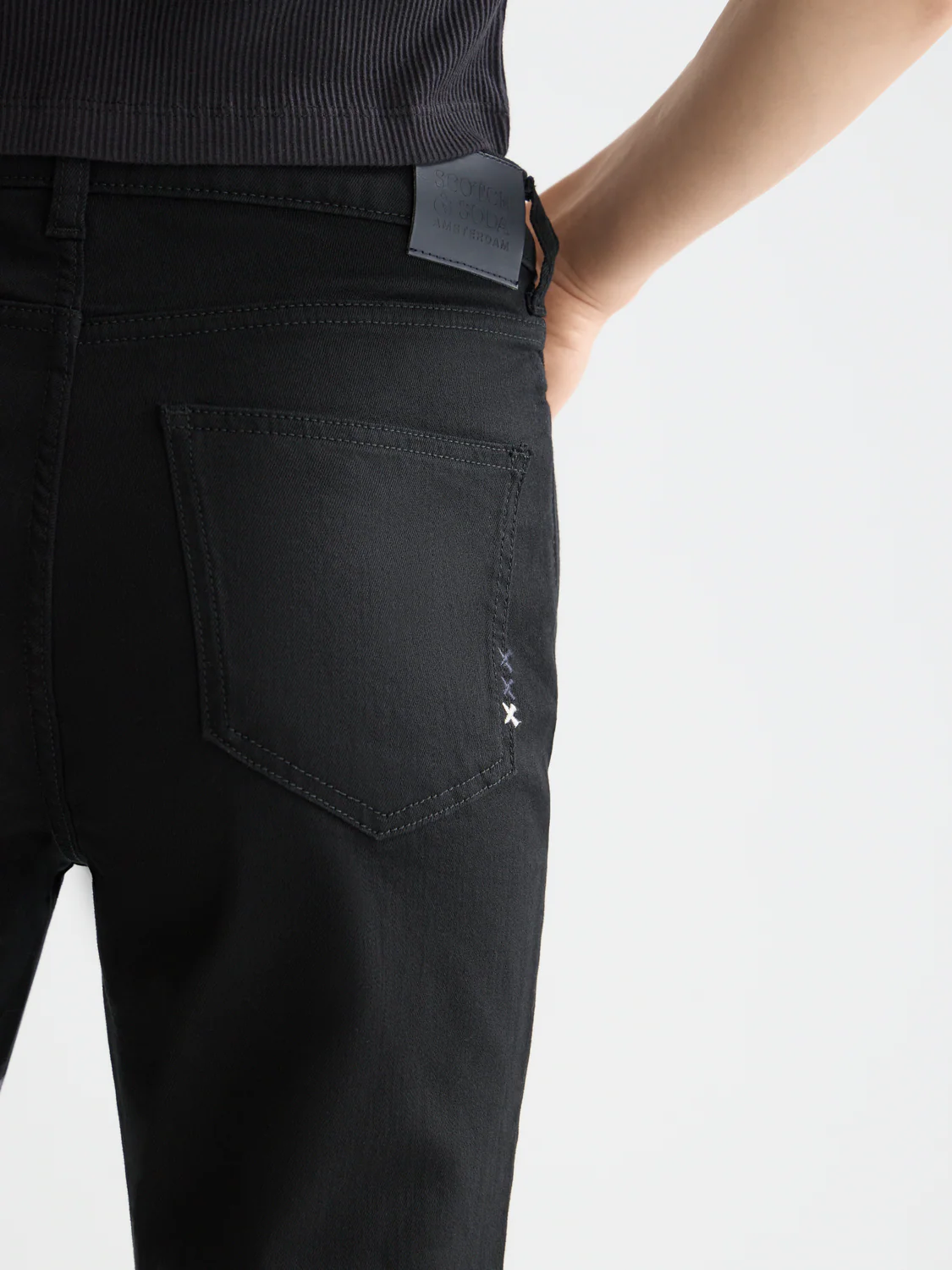 Essentials THE CHARM FLARED Denim - Image 3
