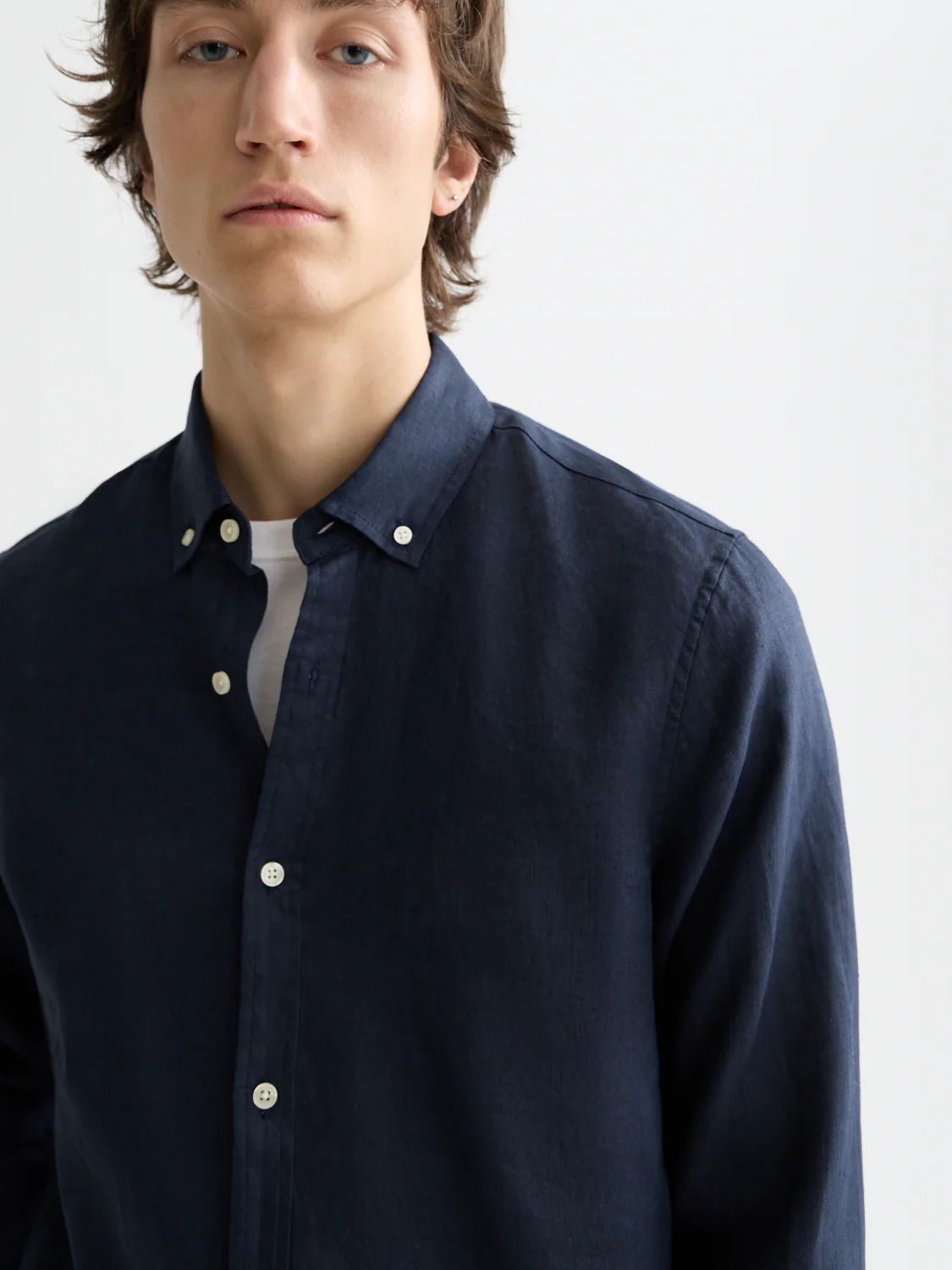 Essentials Linen Shirt - Image 16