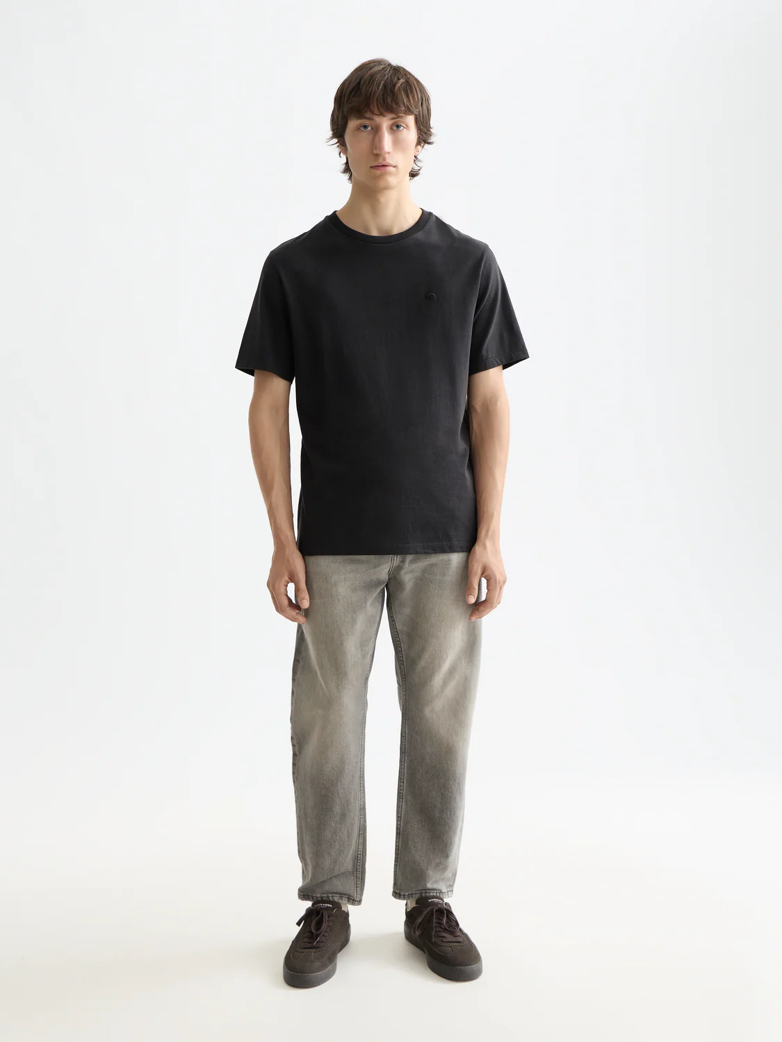 ESSENTIALS LOGO T-SHIRT - Image 9