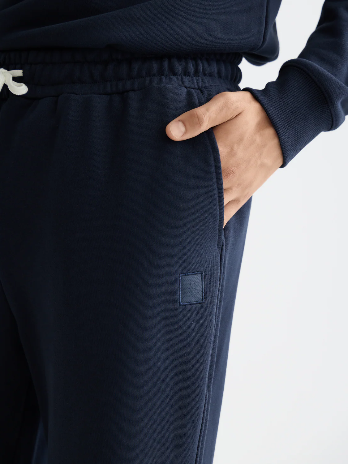 Essentials LOGO SWEATPANT - Image 17