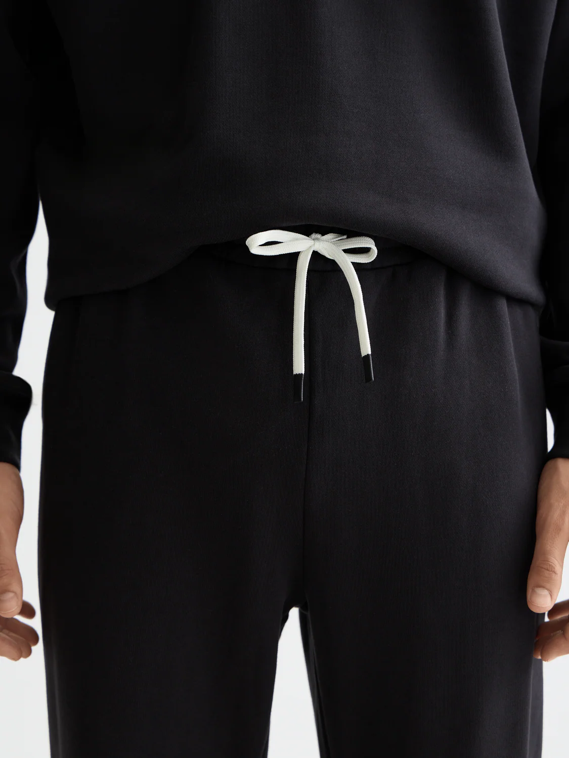 Essentials LOGO SWEATPANT - Image 3