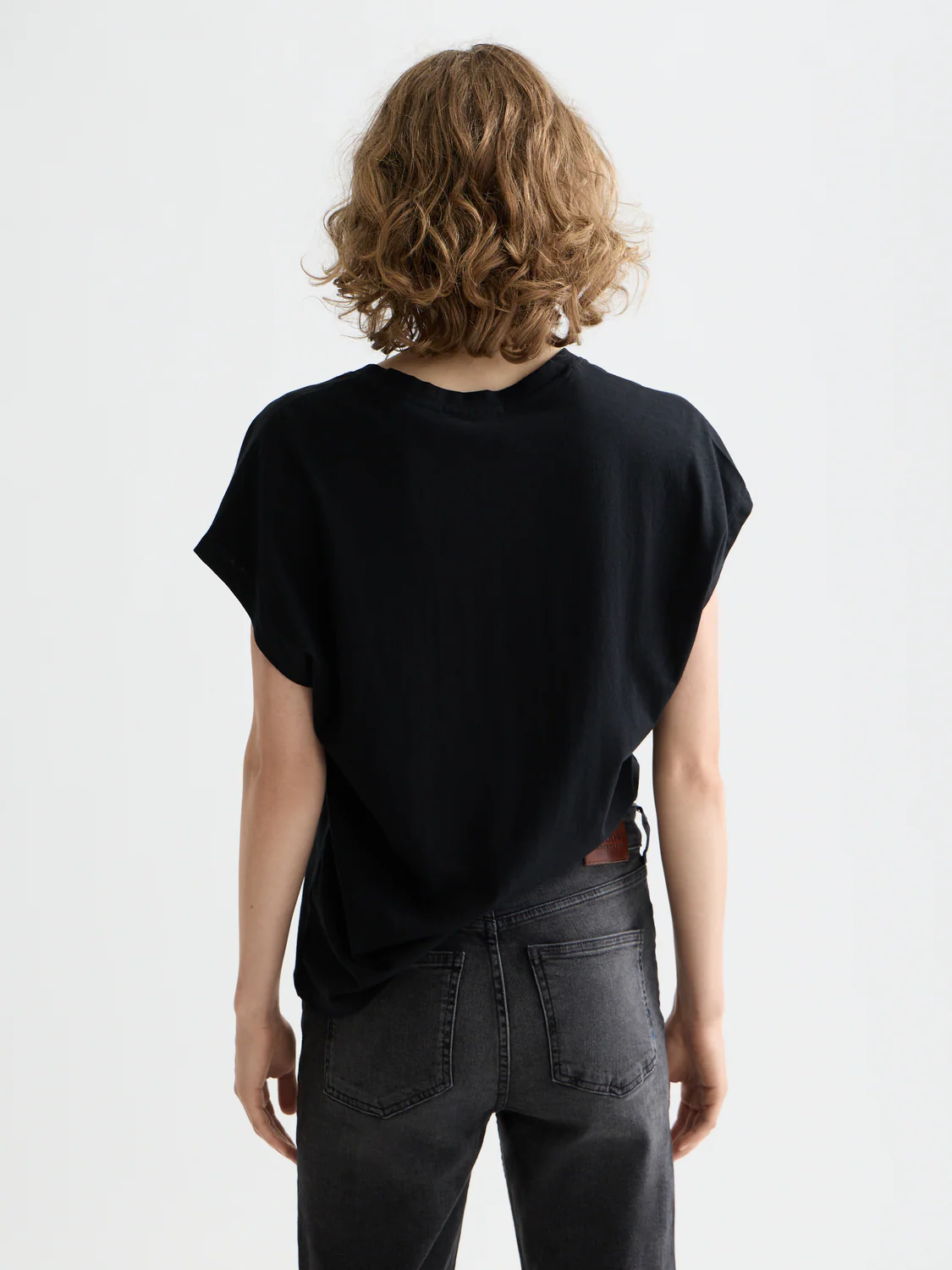 Essentials V-neck t-shirt - Image 3