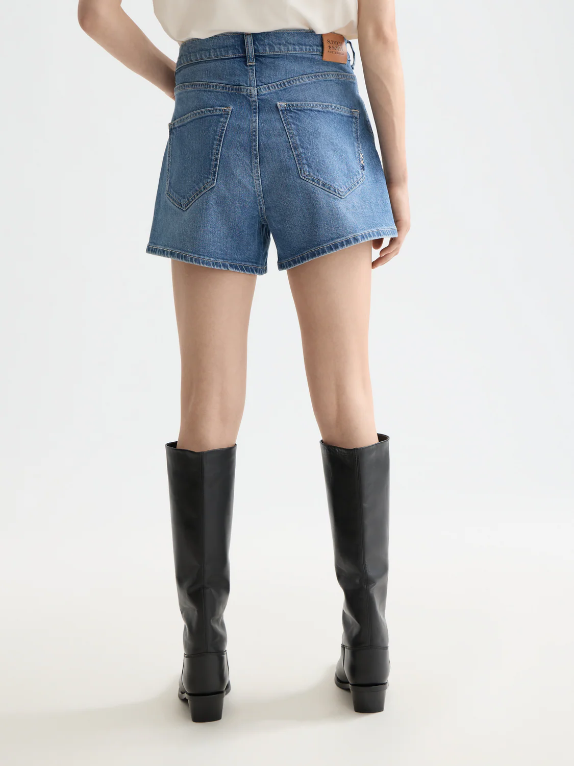 Essentials The Ray denim short - Image 3