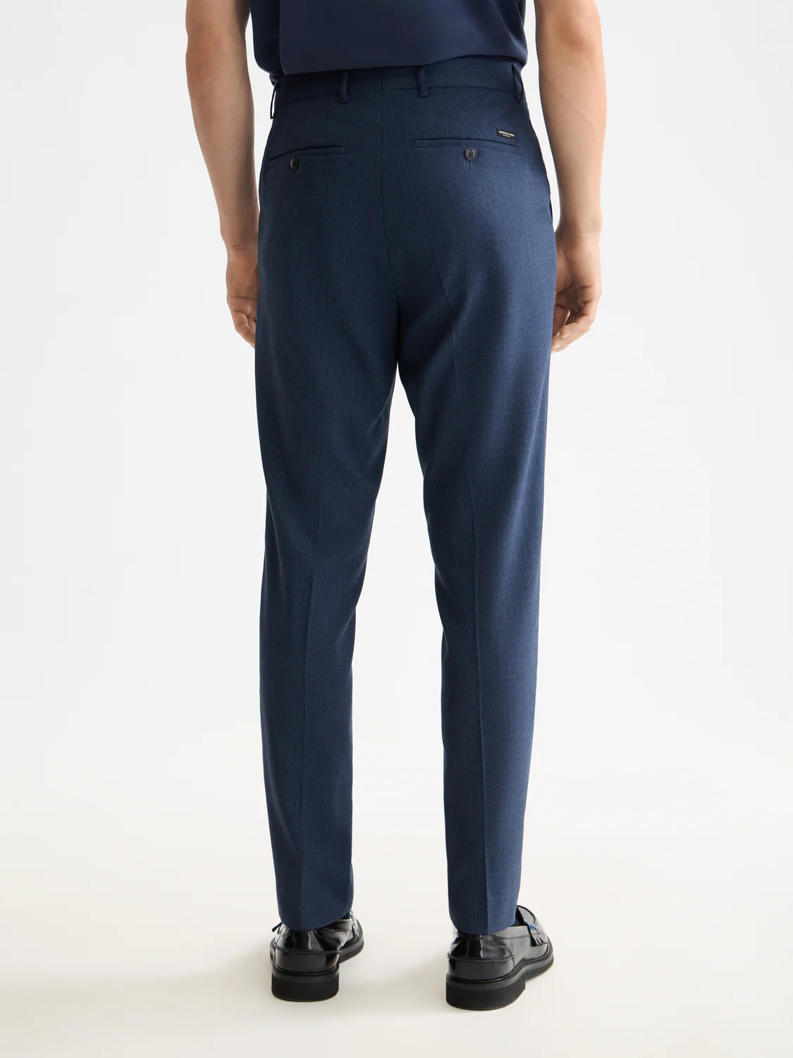Irving yarn-dyed slim tapered tailored chino - Image 4