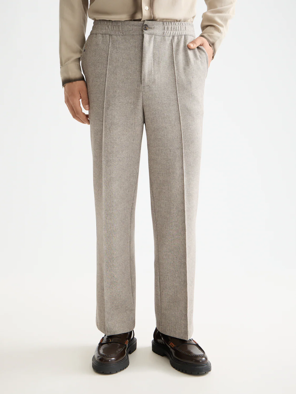 Tailored relaxed straight jogger - Image 2