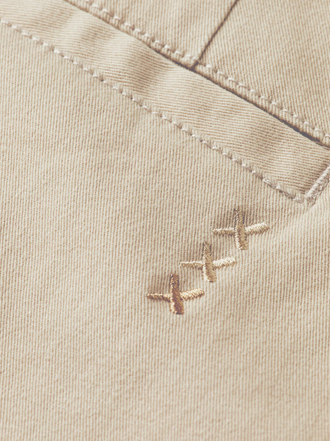 Seasonal Essentials Drift tapered chino - Image 14