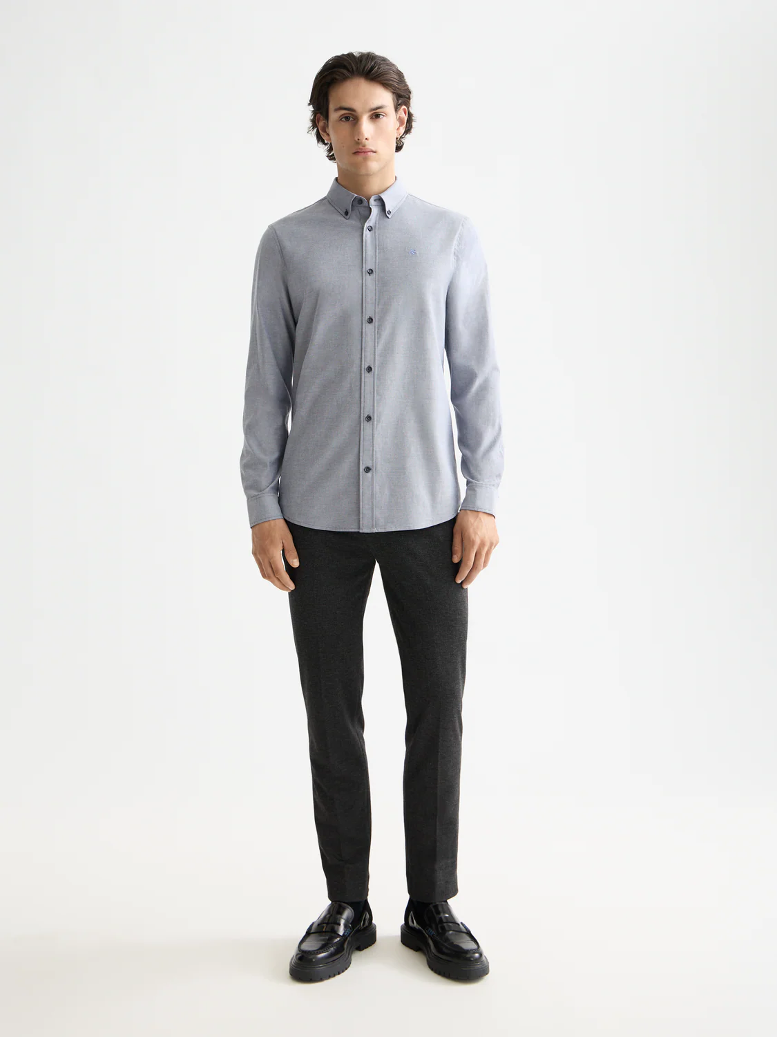 Seasonal Essentials oxford shirt - Image 16