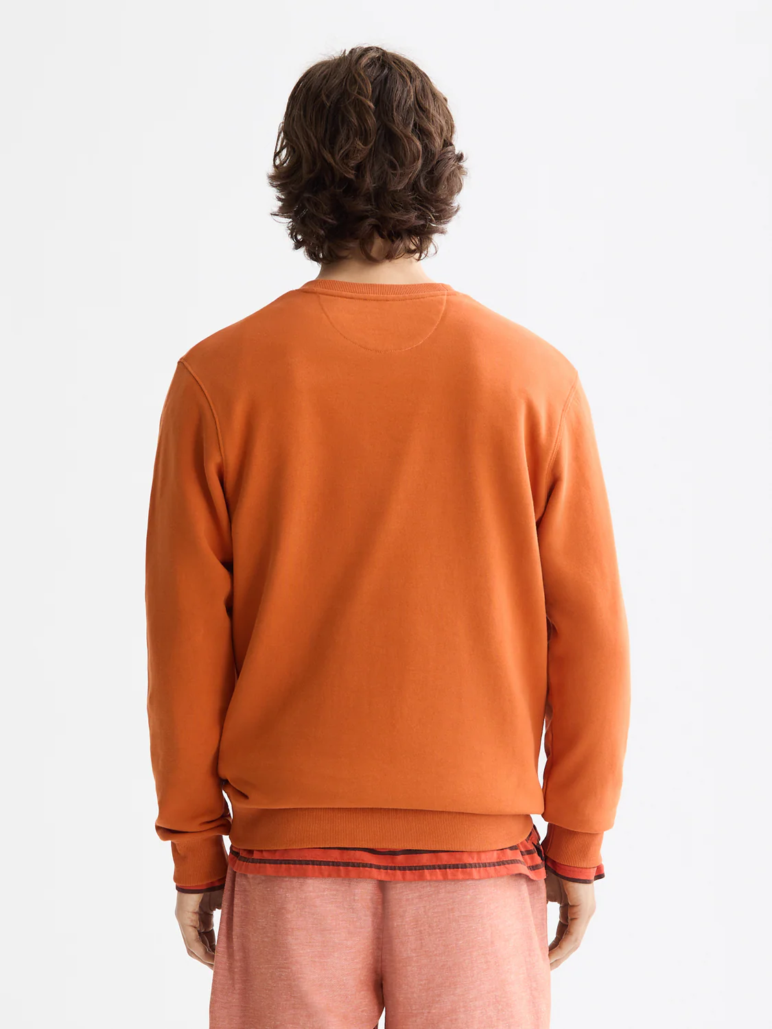 Seasonal Essentials Regular logo sweatshirt - Image 24
