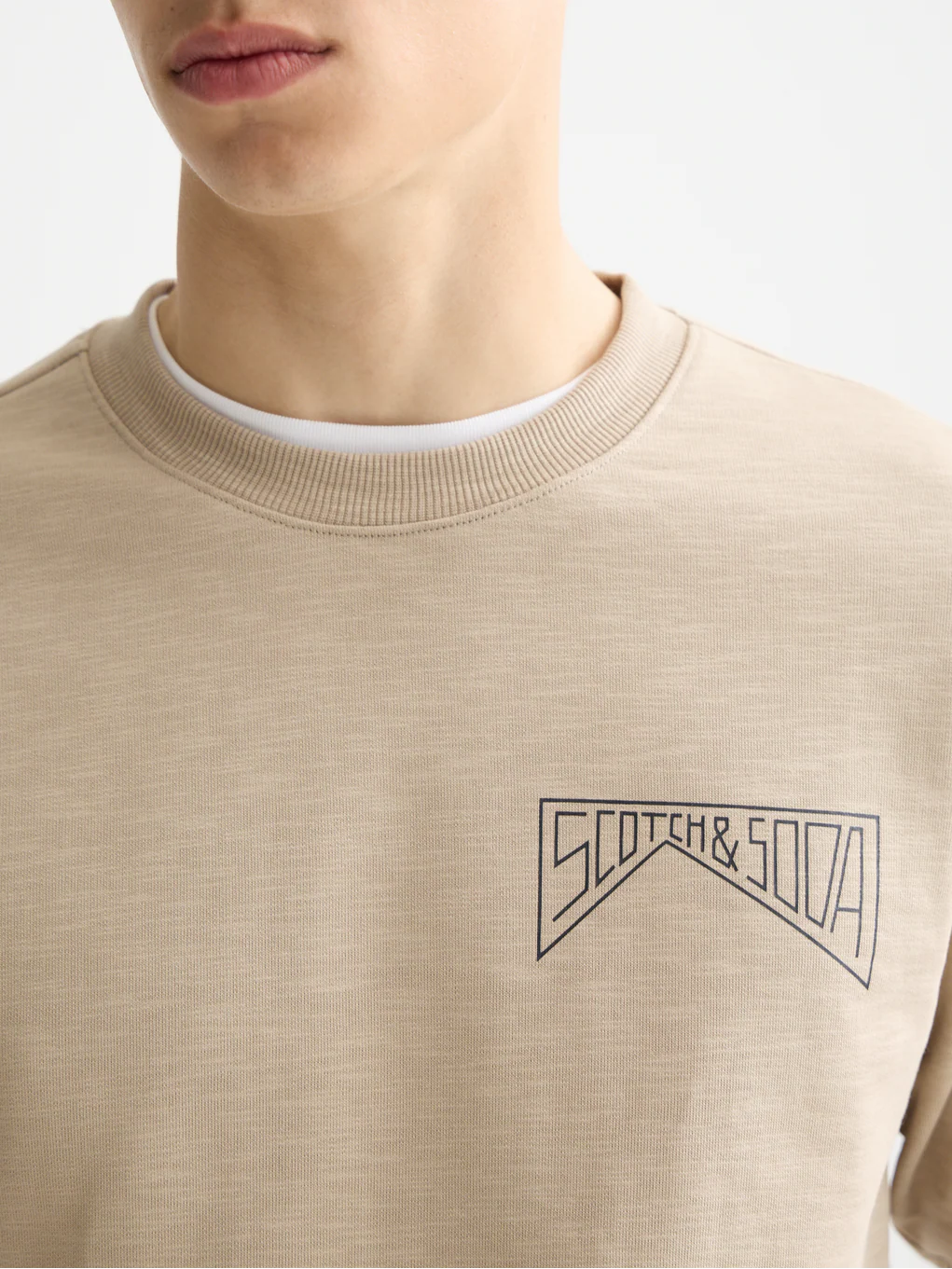 Logo Sweatshirt - Image 10