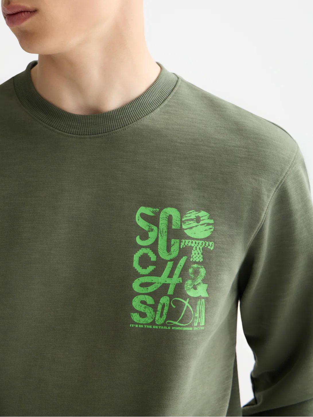 Logo Sweatshirt - Image 24