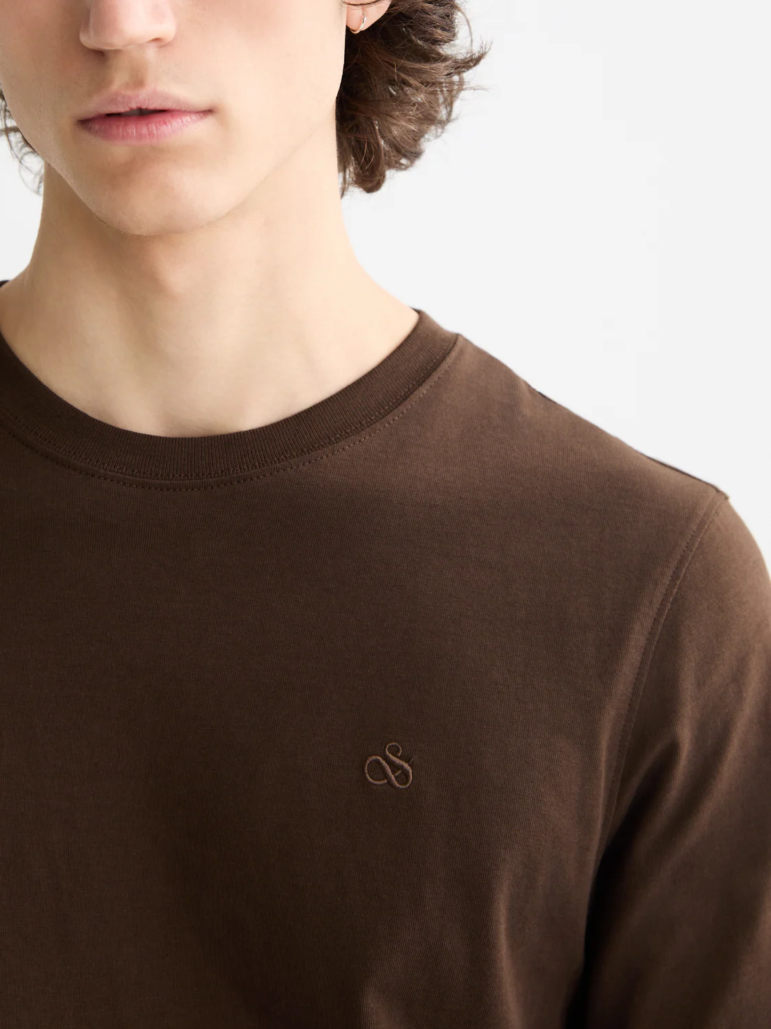 Seasonal Essentials logo t-shirt - Image 16