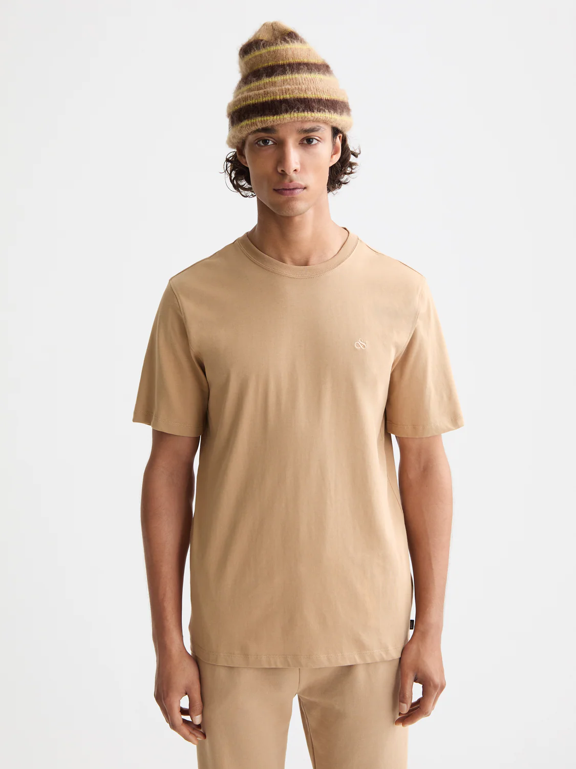 Seasonal Essentials logo t-shirt - Image 21