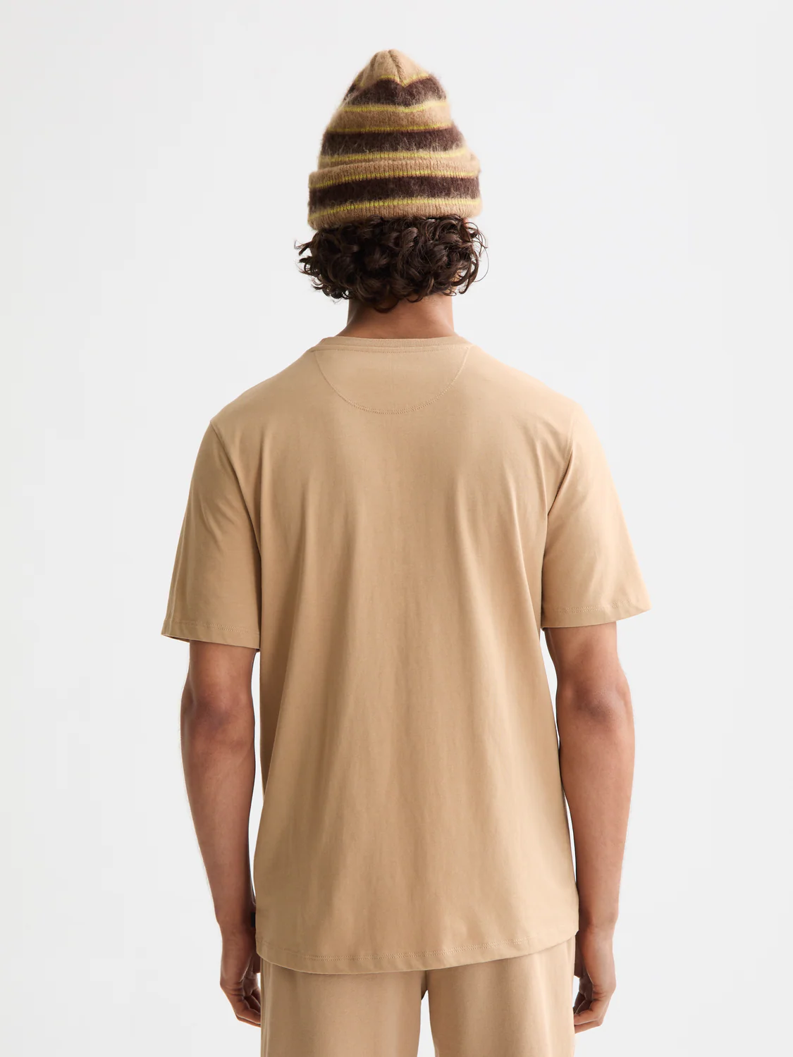 Seasonal Essentials logo t-shirt - Image 23