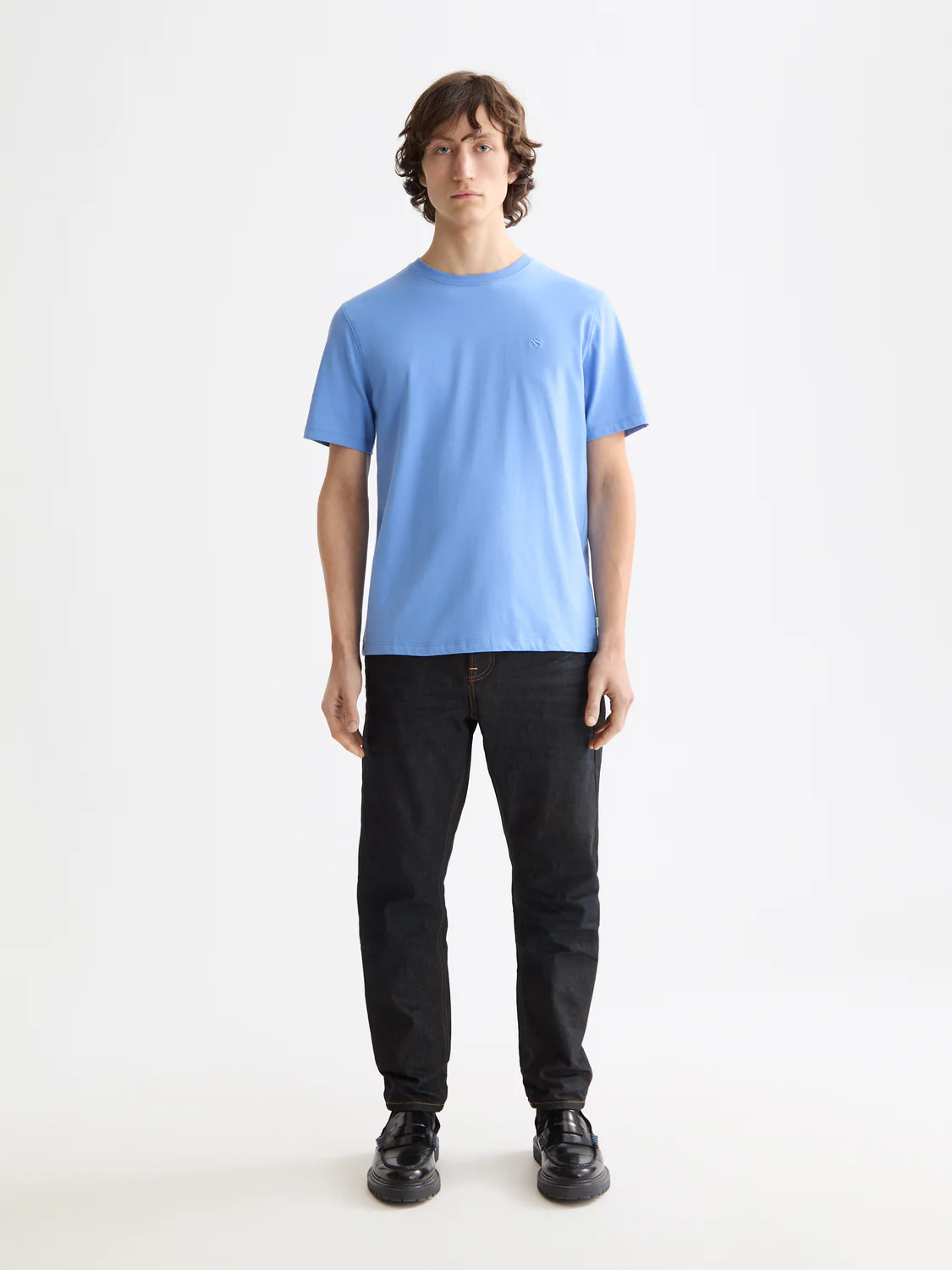 Seasonal Essentials logo t-shirt - Image 28