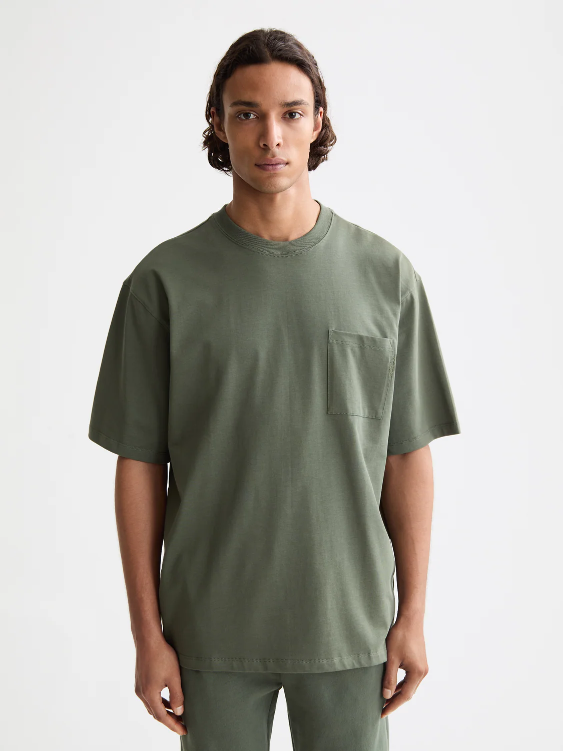 Seasonal Essentials 3 crosses pocket t-shirt - Image 12