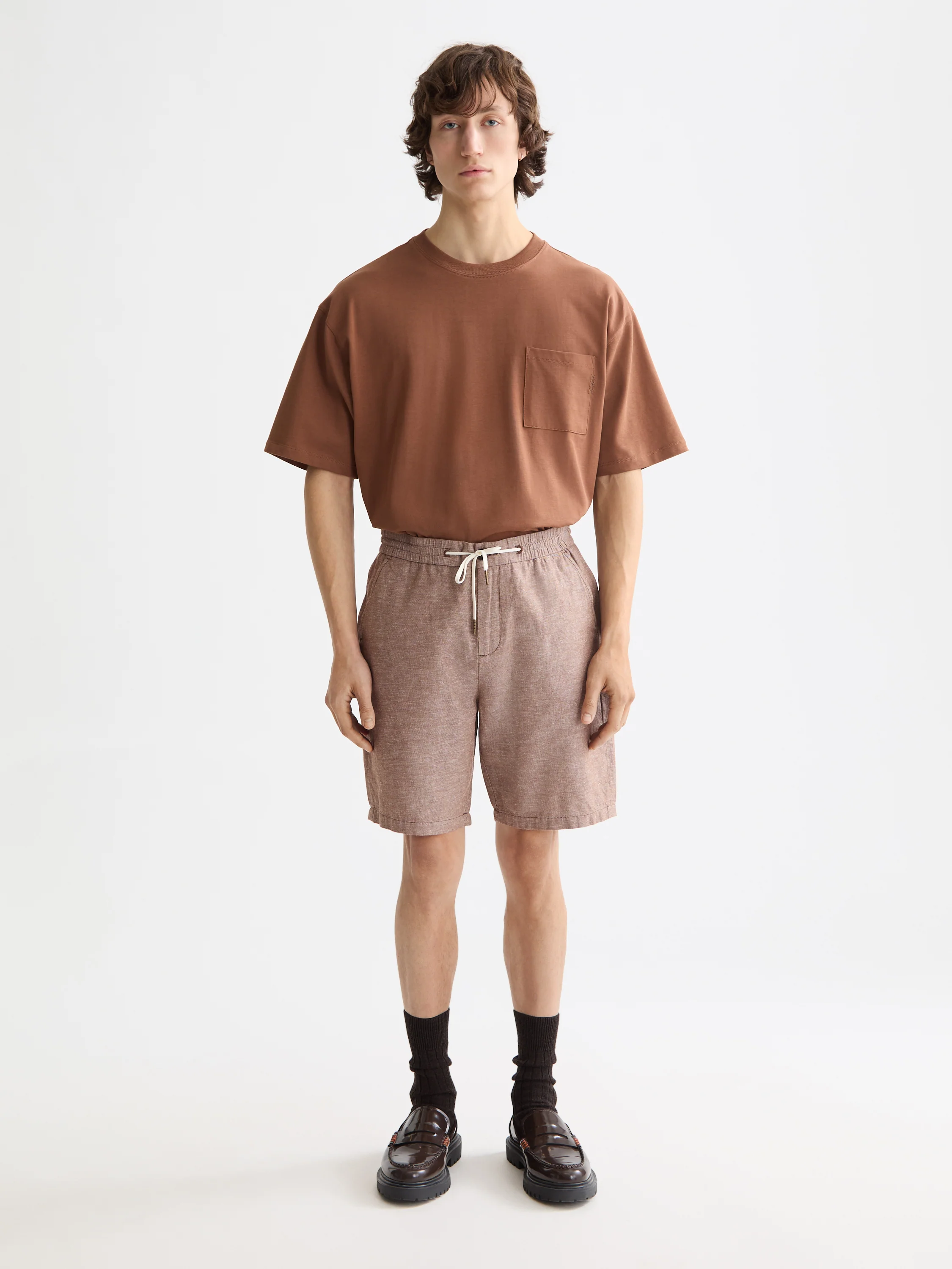 Seasonal Essentials 3 crosses pocket t-shirt - Image 18