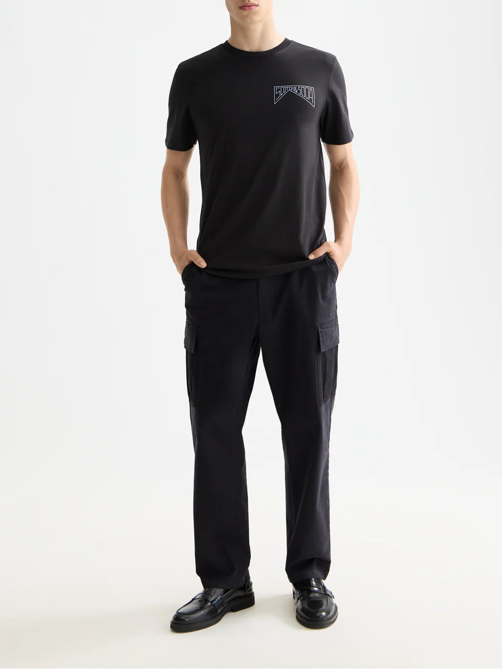 Regular Logo T-shirt - Image 16