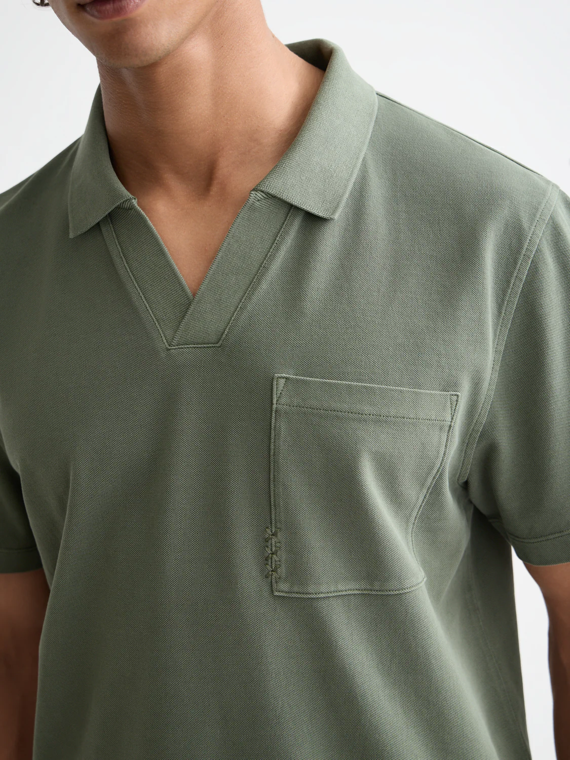 Garment-dyed pique relaxed fit pocket polo - Image 3