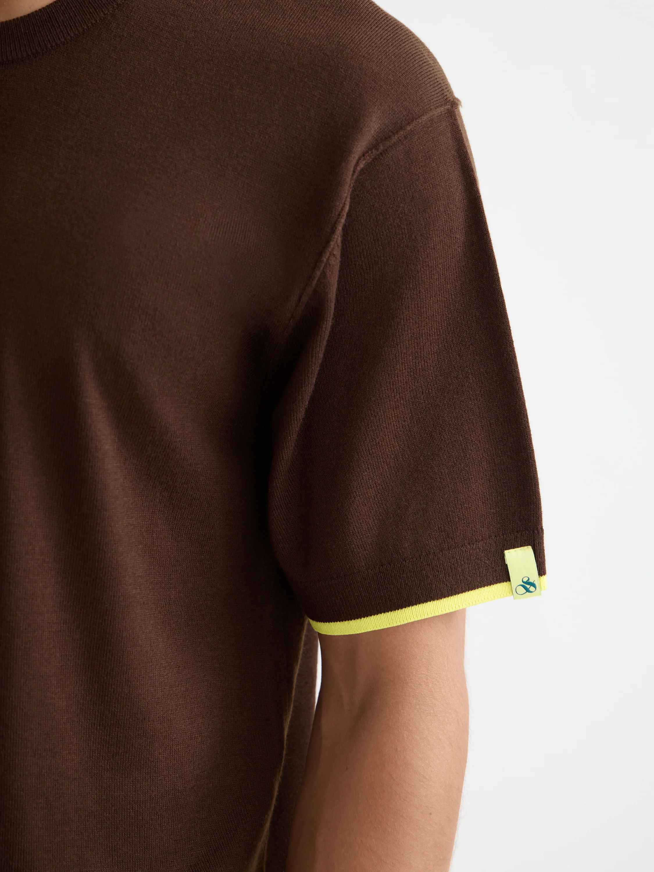 Knitted relaxed T-shirt - Image 17