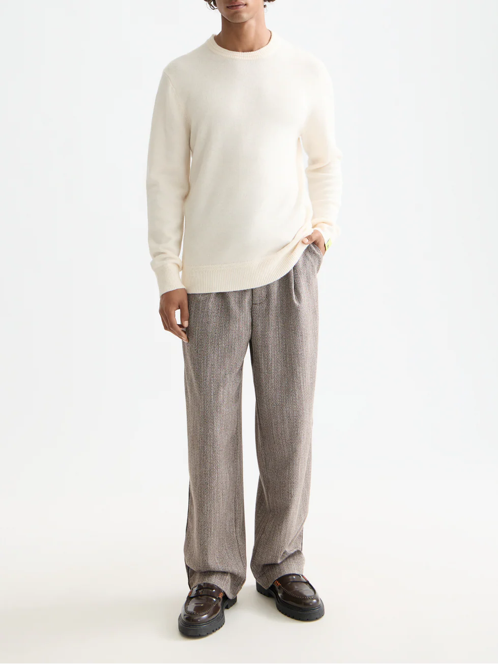 Soft knit regular fit crew neck - Image 15