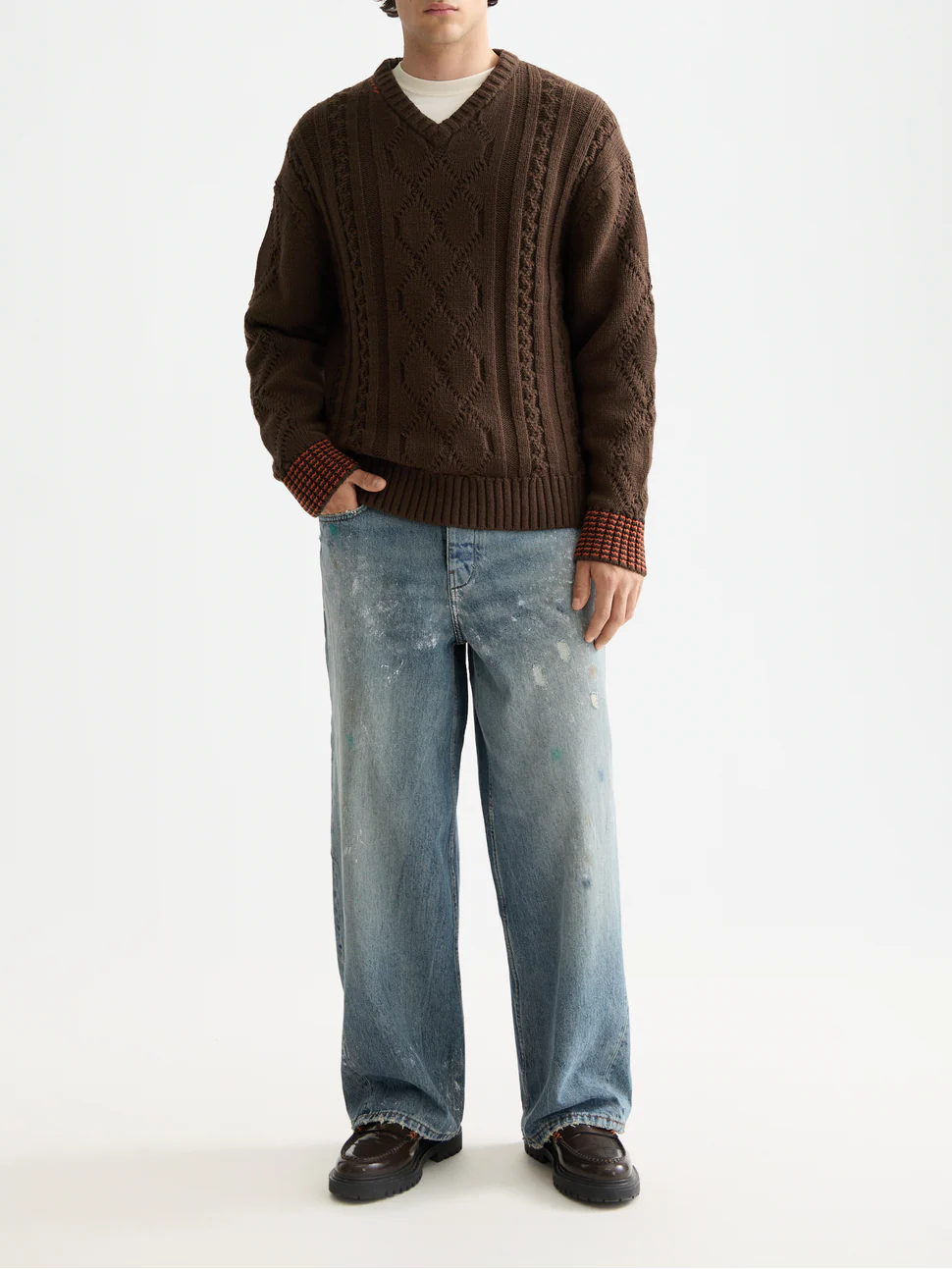 V-Neck chunky cable loose pullover - Image 9