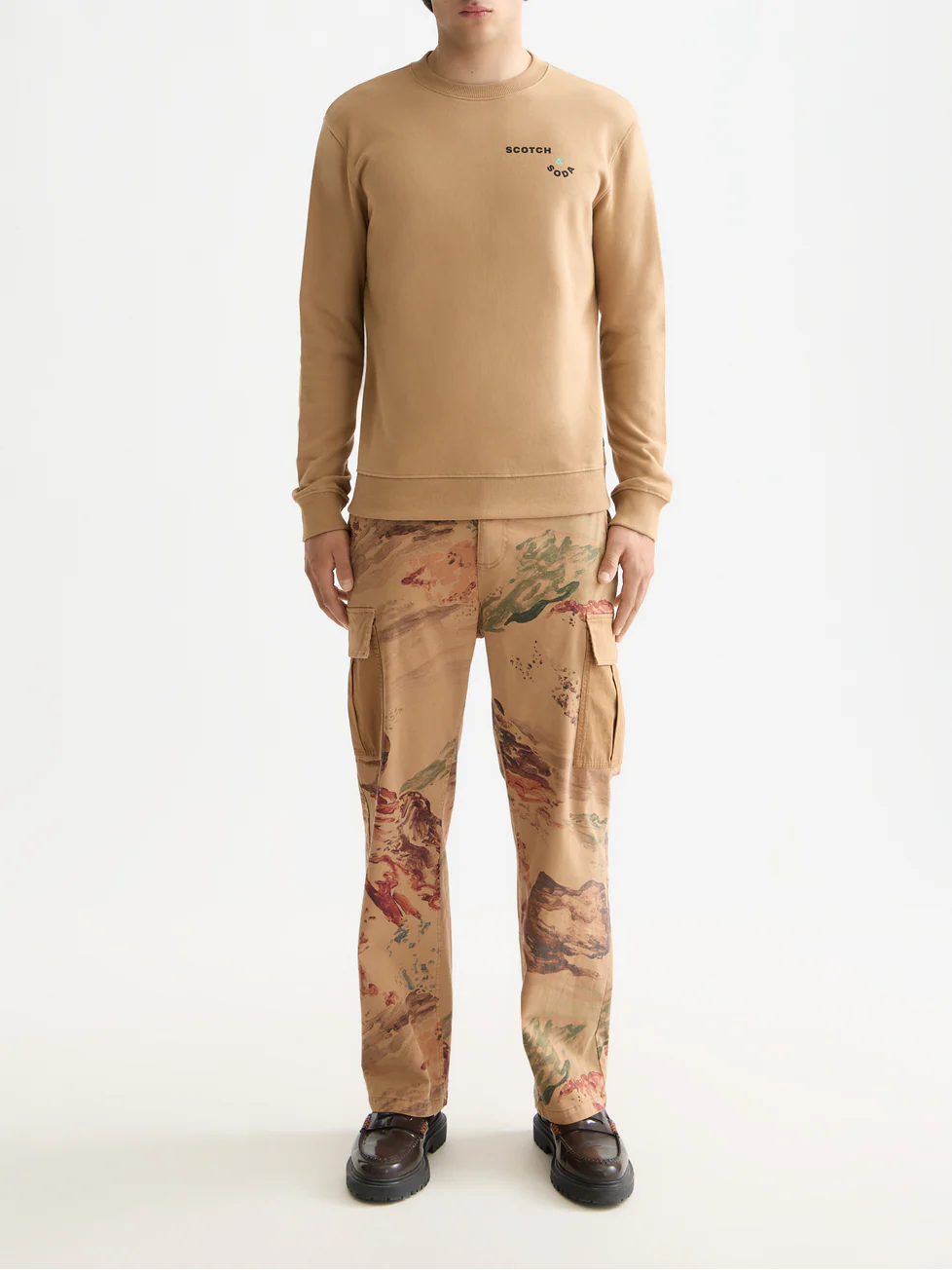 Artwork Sweatshirt - Image 16