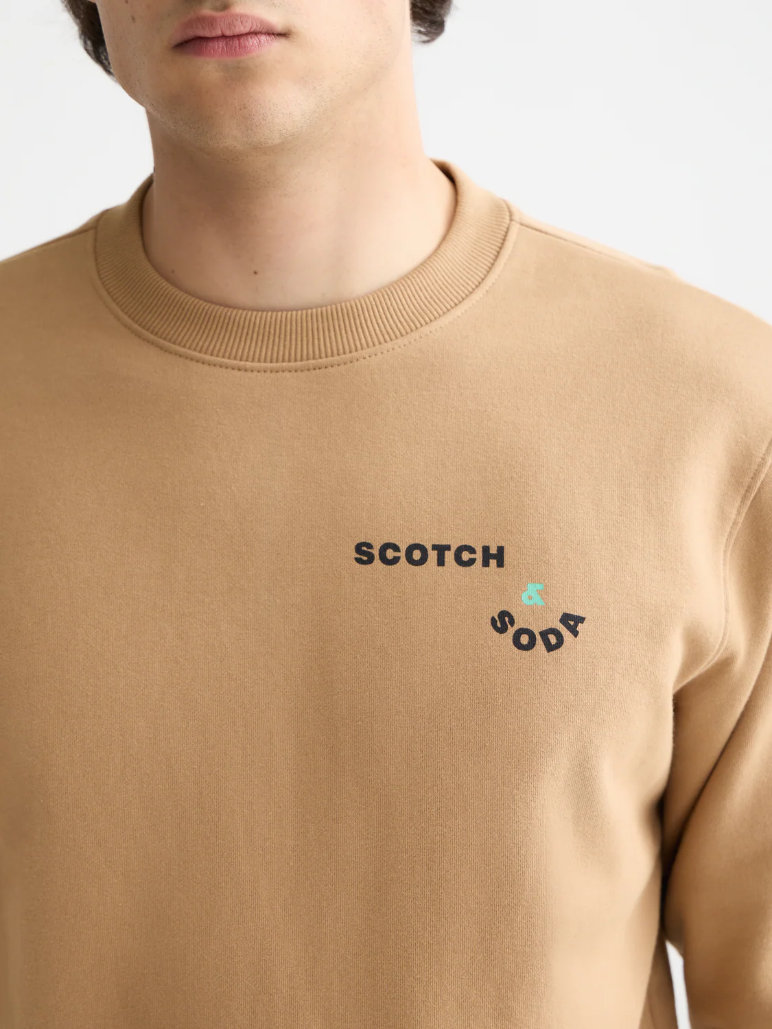 Artwork Sweatshirt - Image 17