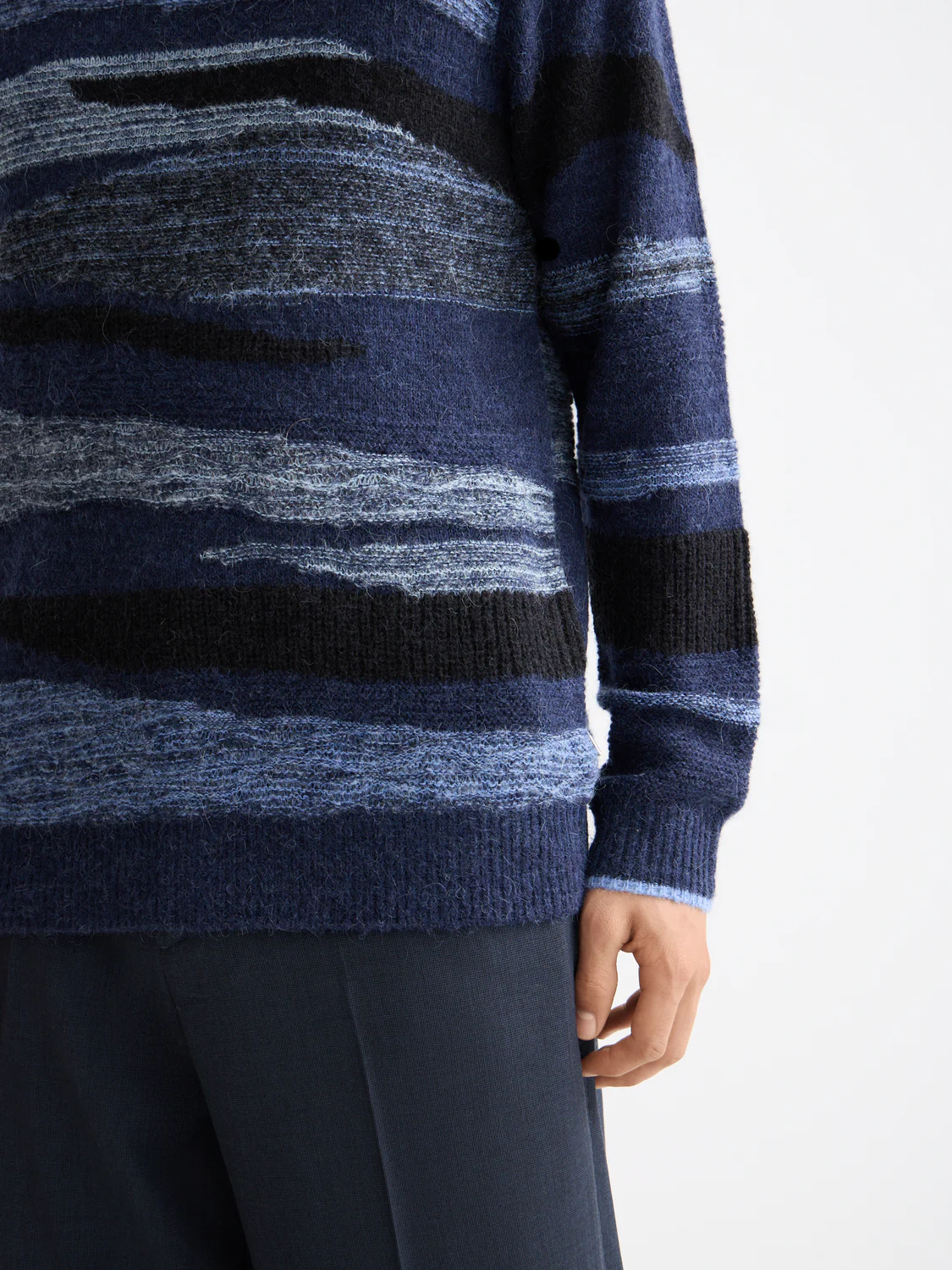 Fluffy alpaca wool blend crew neck - Image 3