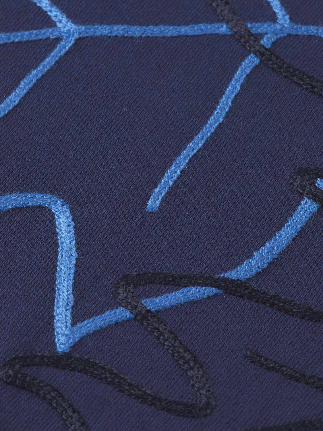 Loose Embroidery T-shirt - Image 7