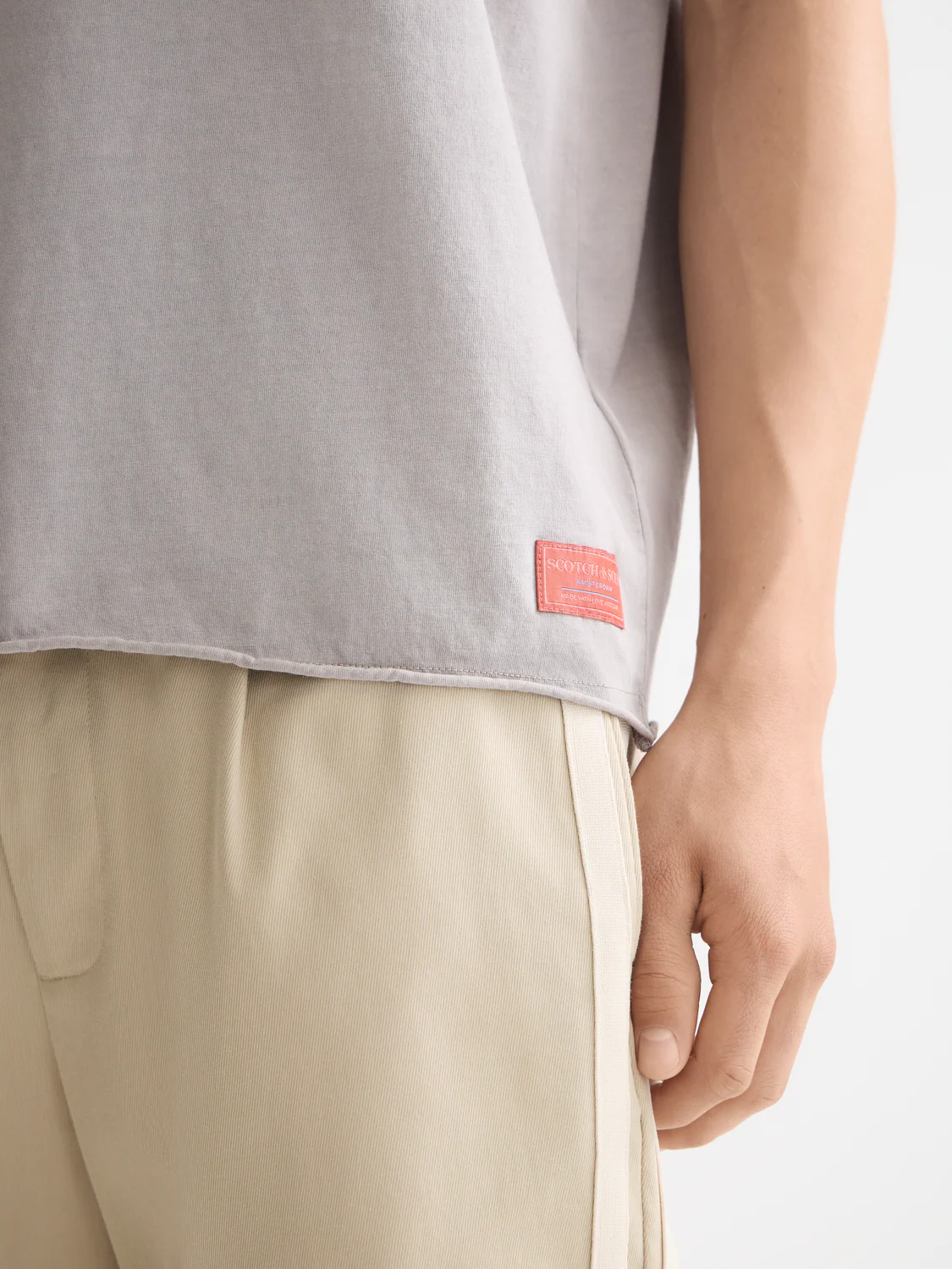 Raw Edge T-shirt - Image 10