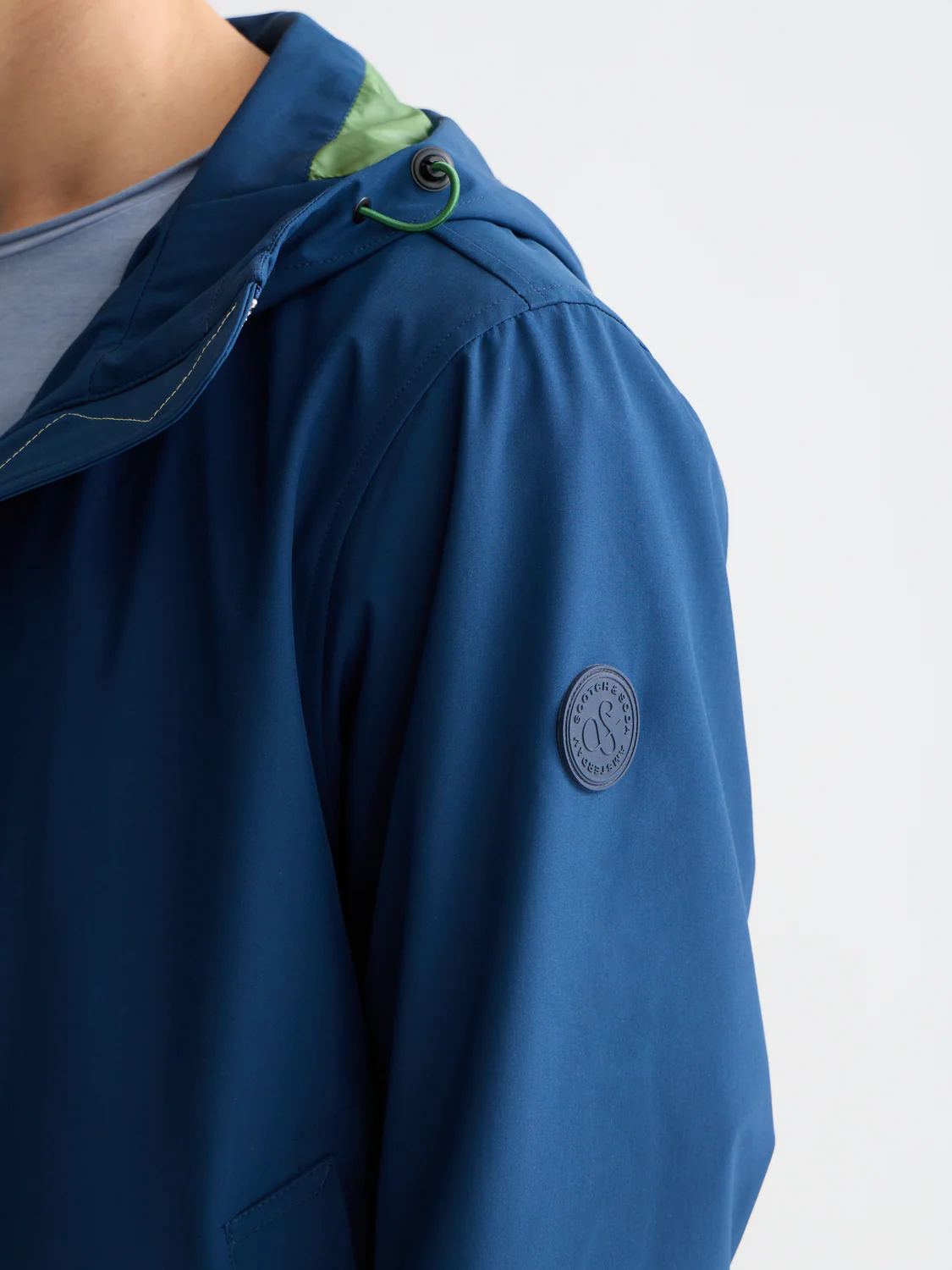 Soft shell hooded jacket - Image 3