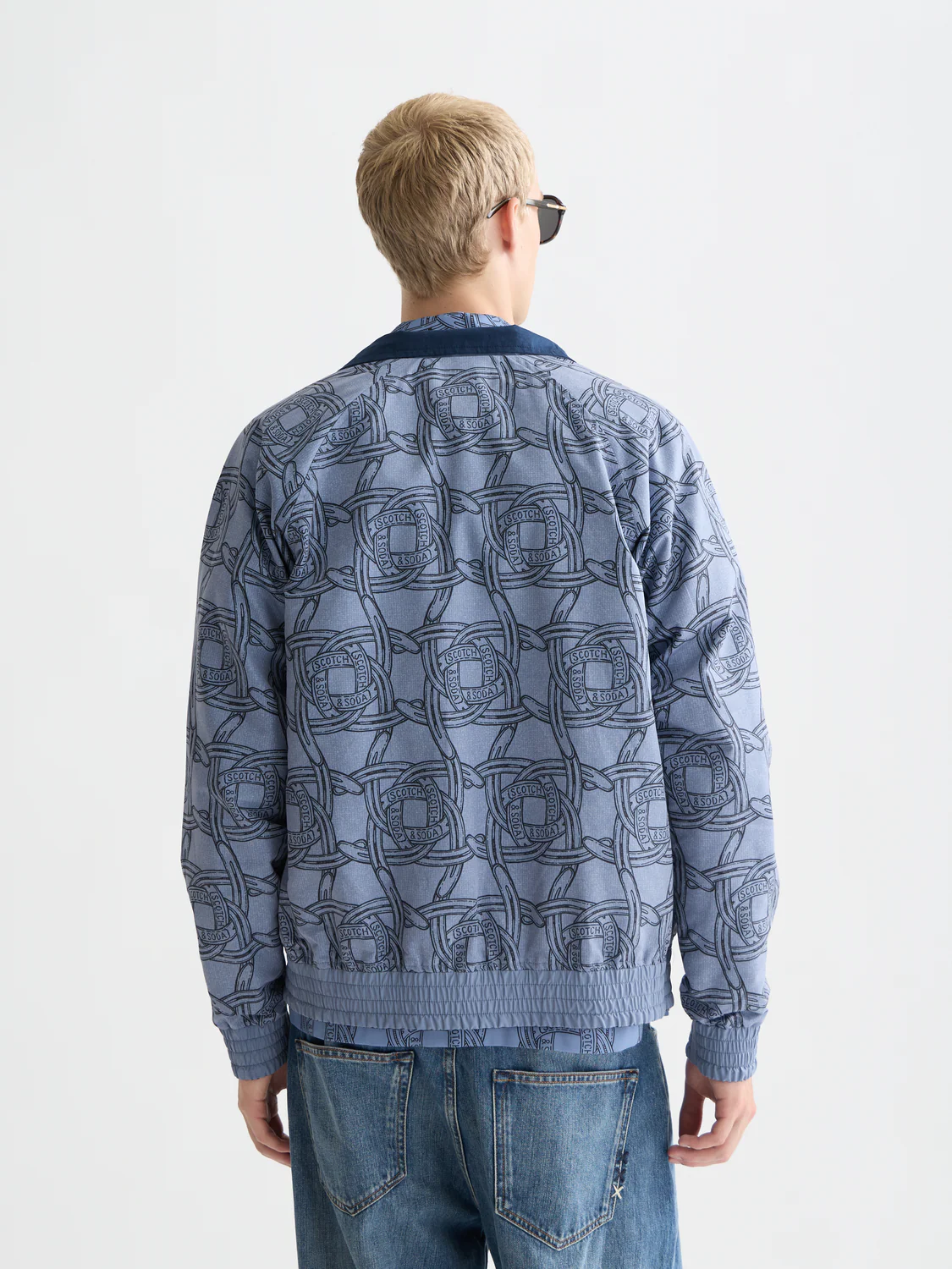 Reversible printed jacket - Image 4