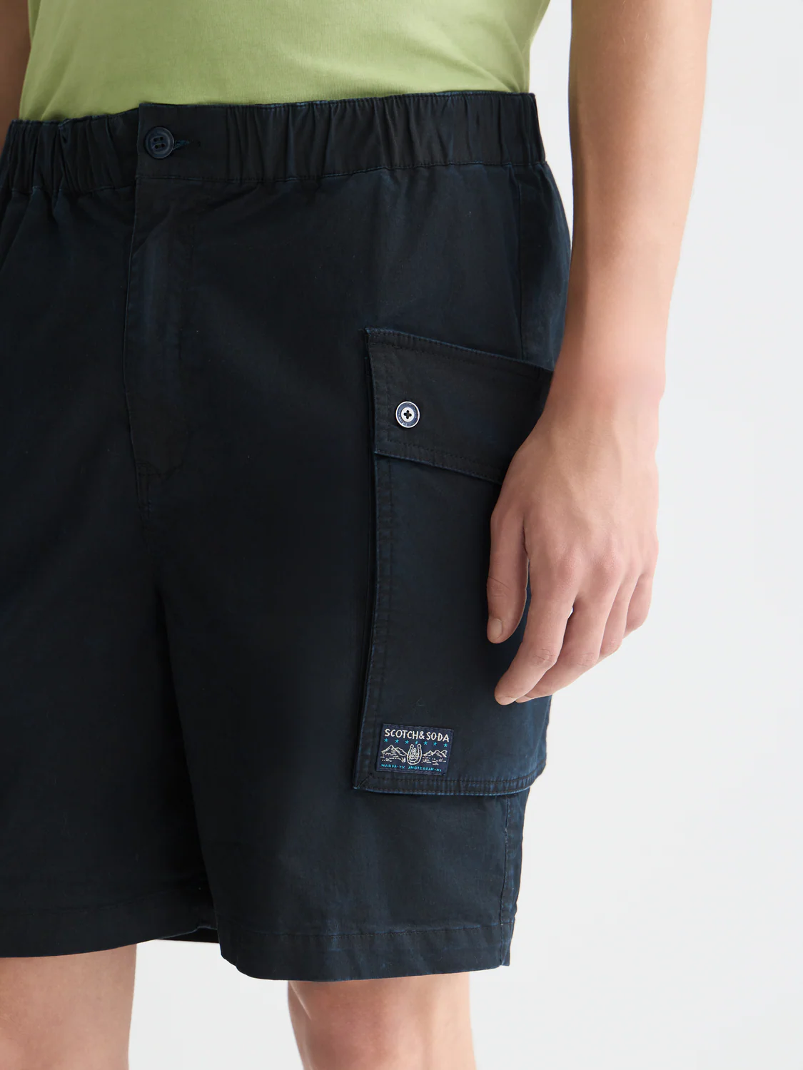 Washed cargo bermuda shorts - Image 10