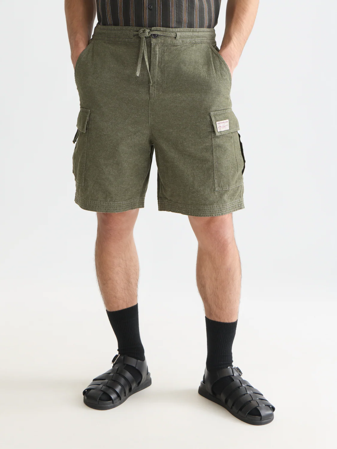Linen-blend relaxed cargo bermuda shorts - Image 2