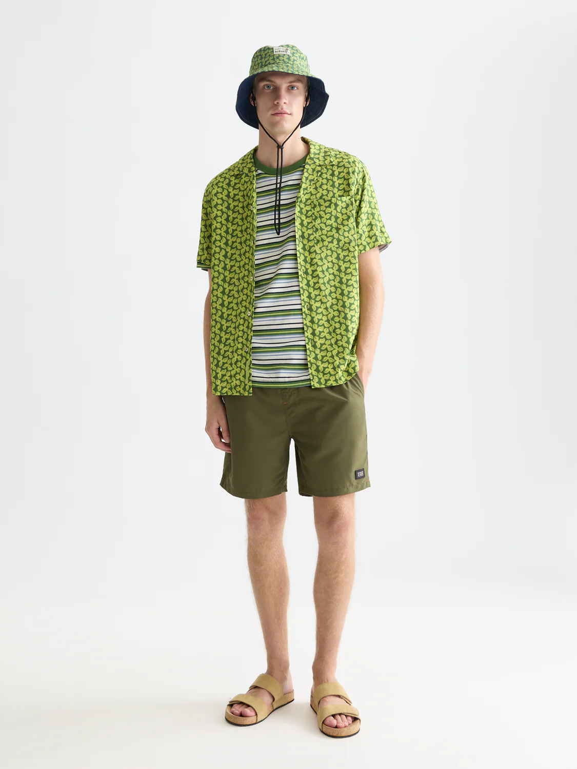 Solid midlength swim shorts