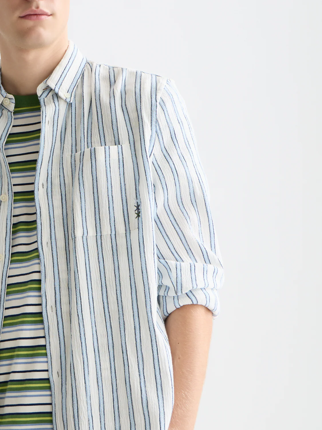 Striped crinkle structure shirt - Image 17