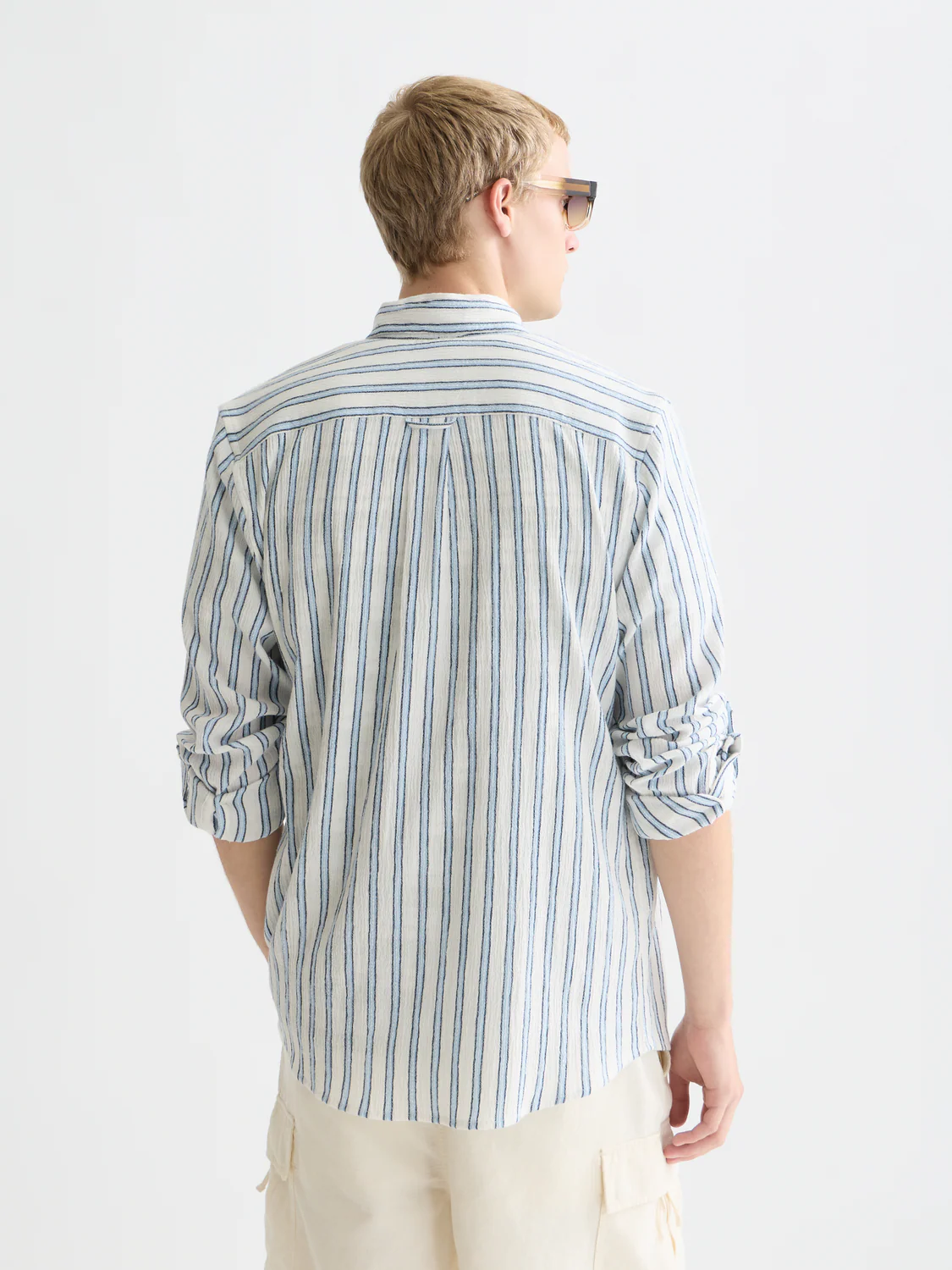 Striped crinkle structure shirt - Image 18