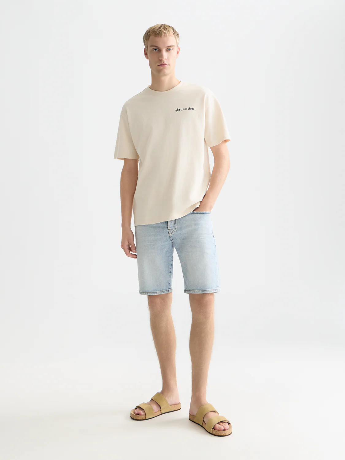 Pocket artwork relaxed T-shirt - Image 2