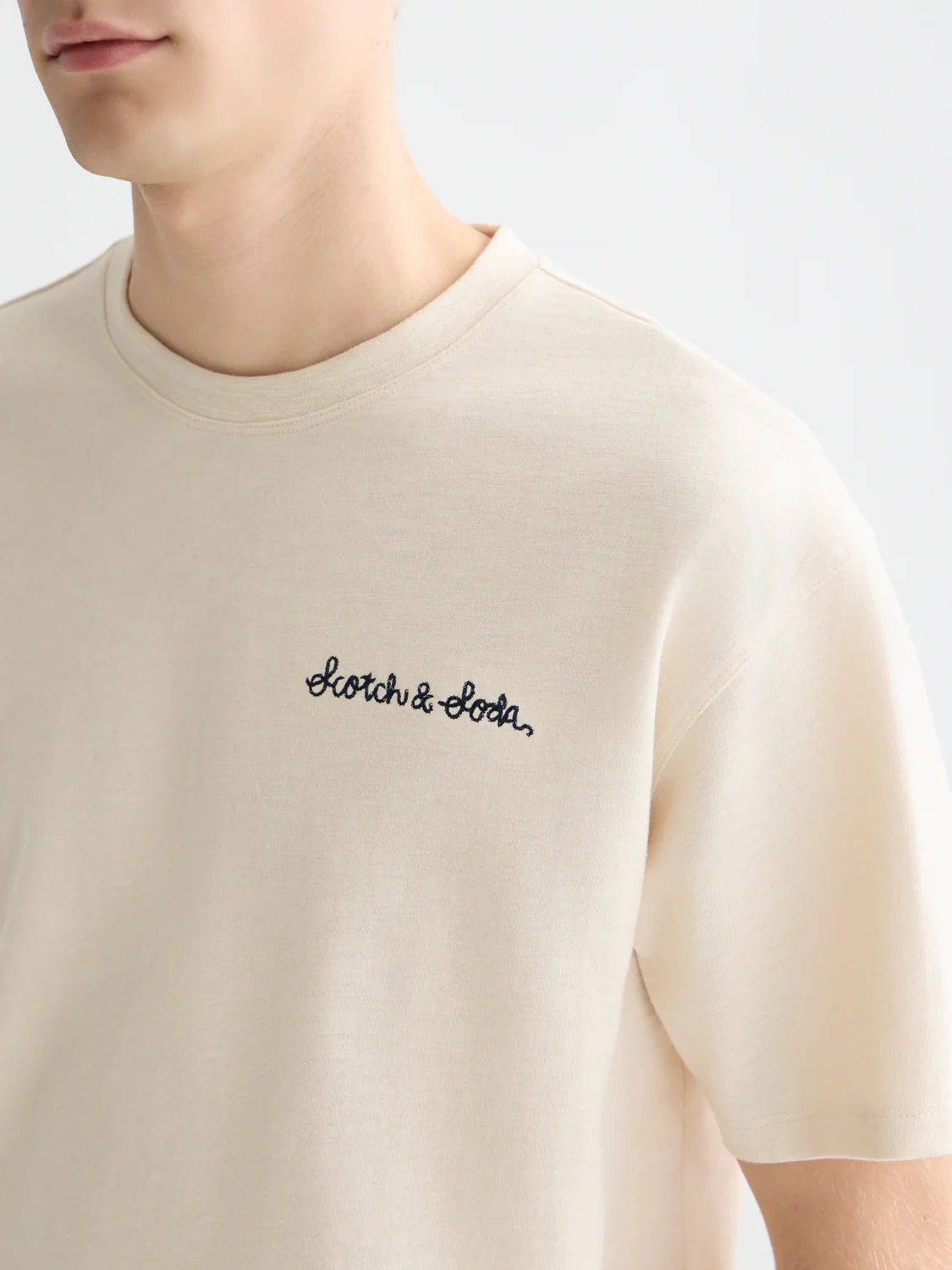 Pocket artwork relaxed T-shirt - Image 3