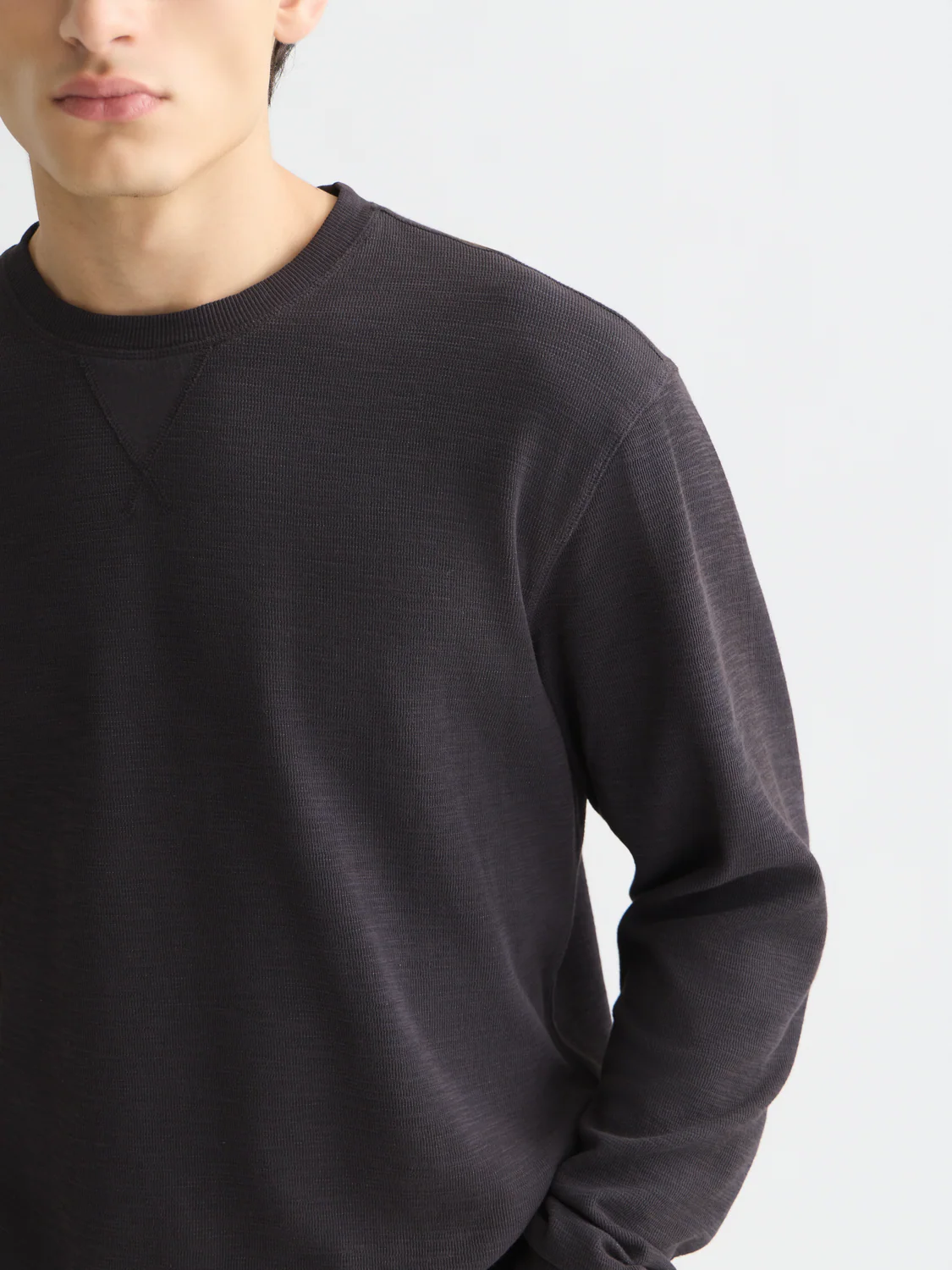 Garment-dyed sweatshirt - Image 10