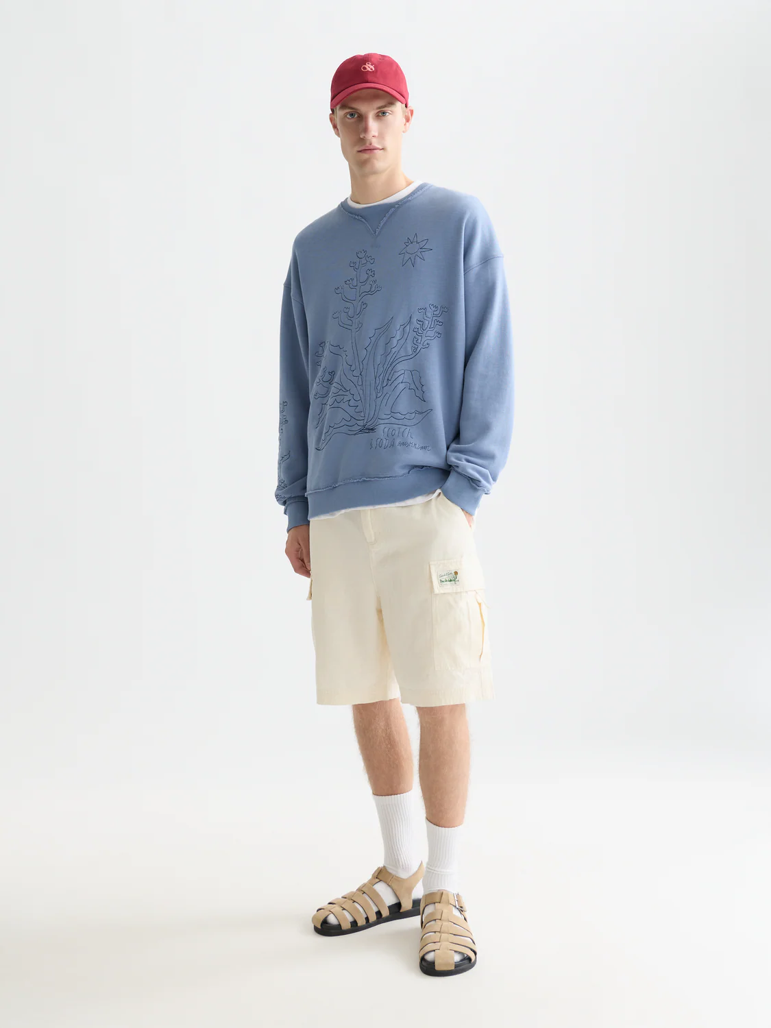 Embroidered loose sweatshirt - Image 2