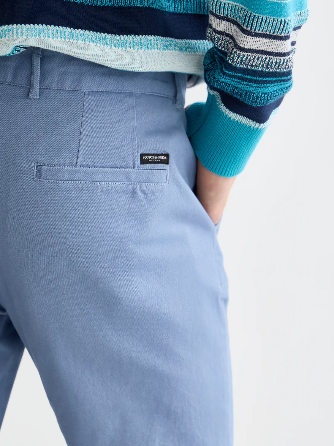 Seasonal Essentials Mott chino - Image 3