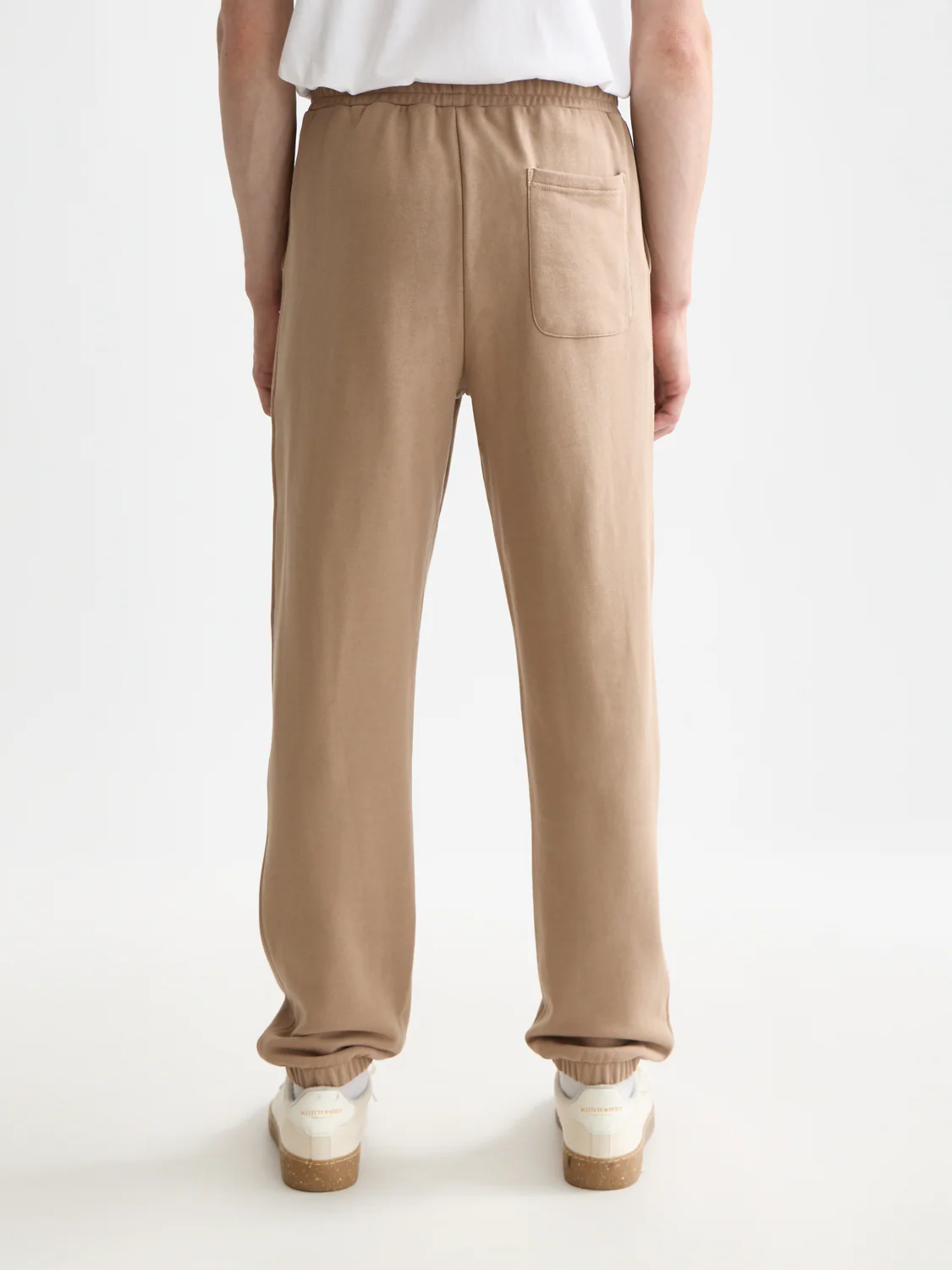 Seasonal Essentials logo badge regular sweatpants - Image 3