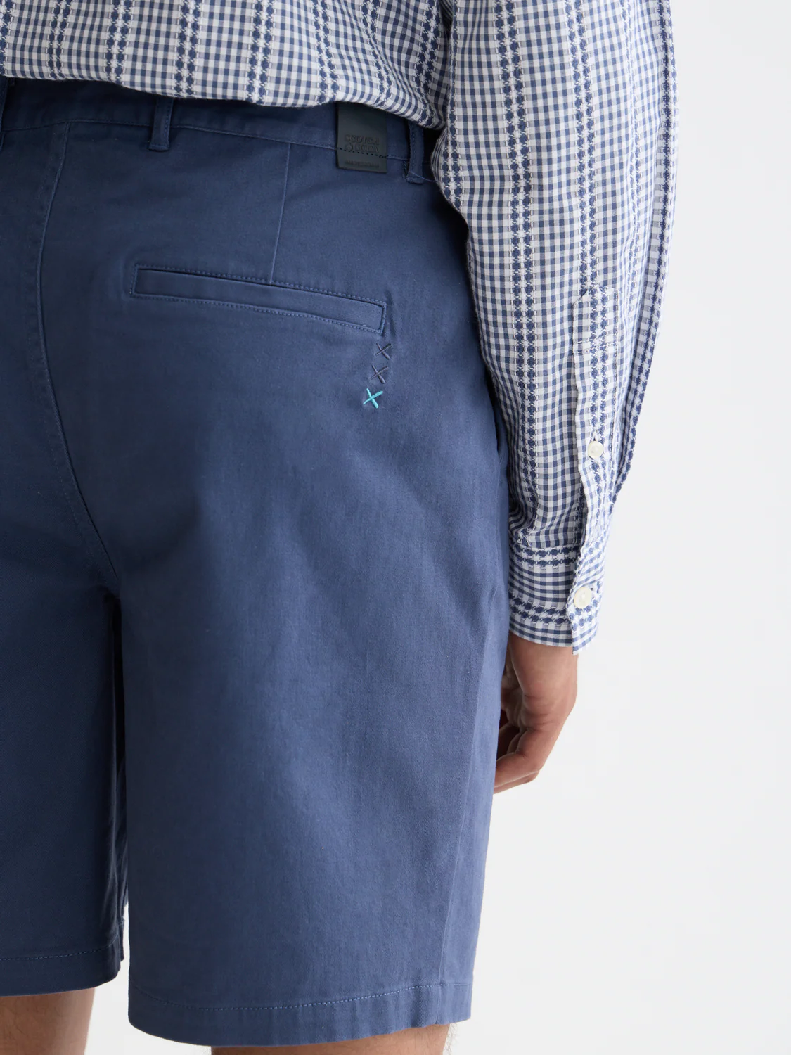 Seasonal Essentials Stuart regular shorts - Image 10