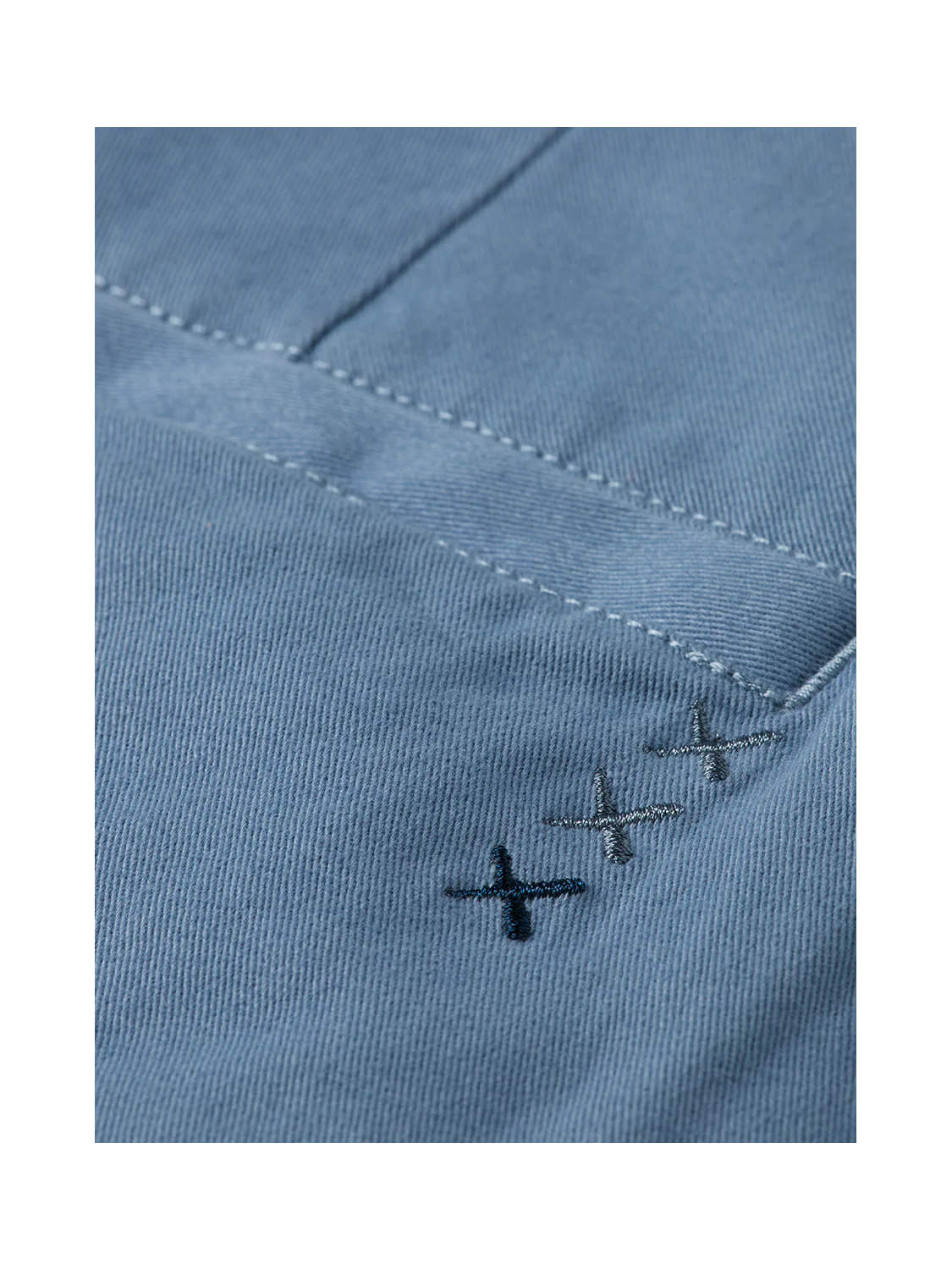 Seasonal Essentials Stuart regular shorts - Image 7