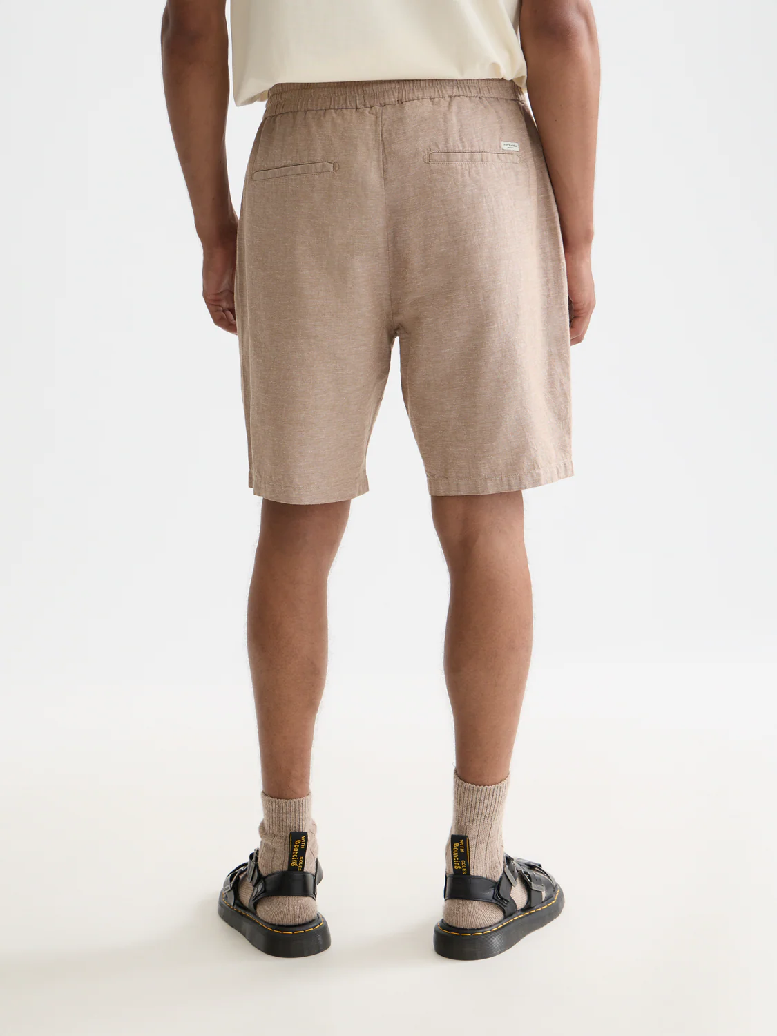 Seasonal Essentials Fave cotton linen chino shorts - Image 4