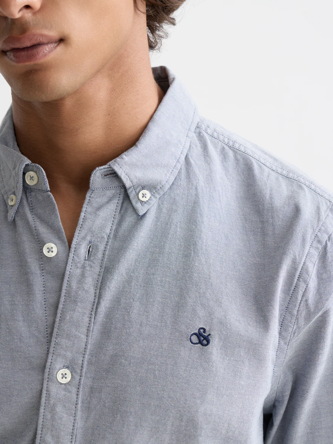 Seasonal Essentials solid oxford shirt - Image 3
