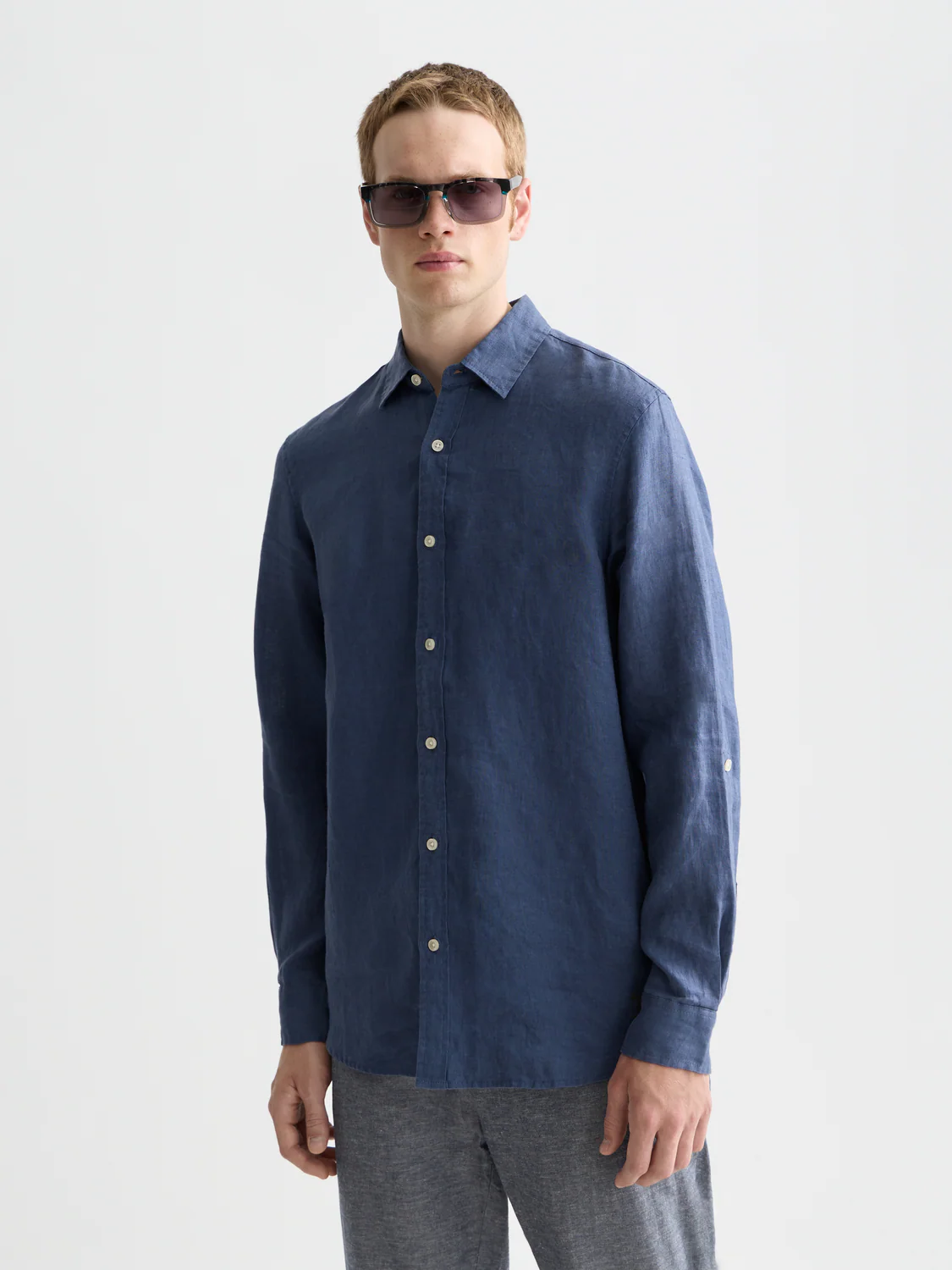 Seasonal Essentials linen shirt - Image 8