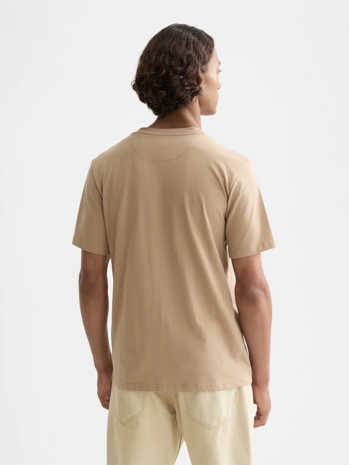 Seasonal Essentials logo T-shirt - Image 11